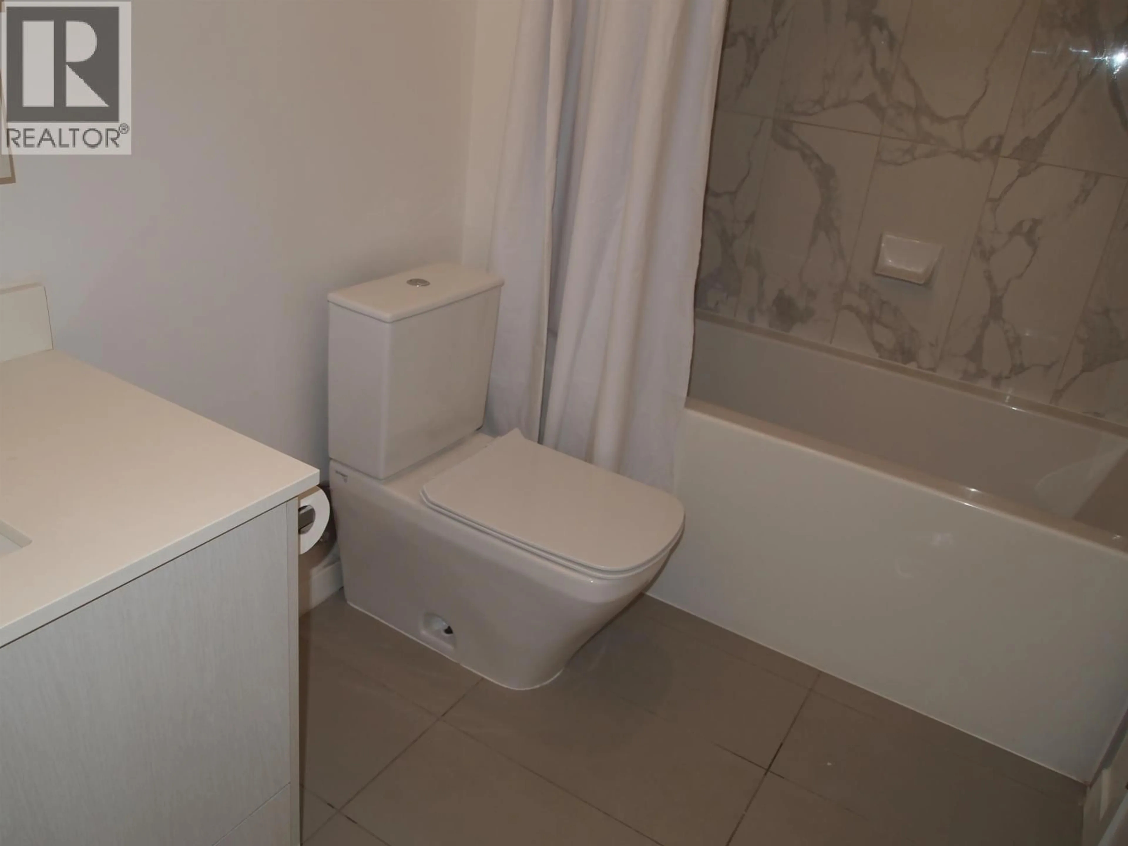 Standard bathroom, floor is not visible for 504 - 621 REGAN AVENUE, Coquitlam British Columbia V3J0K1