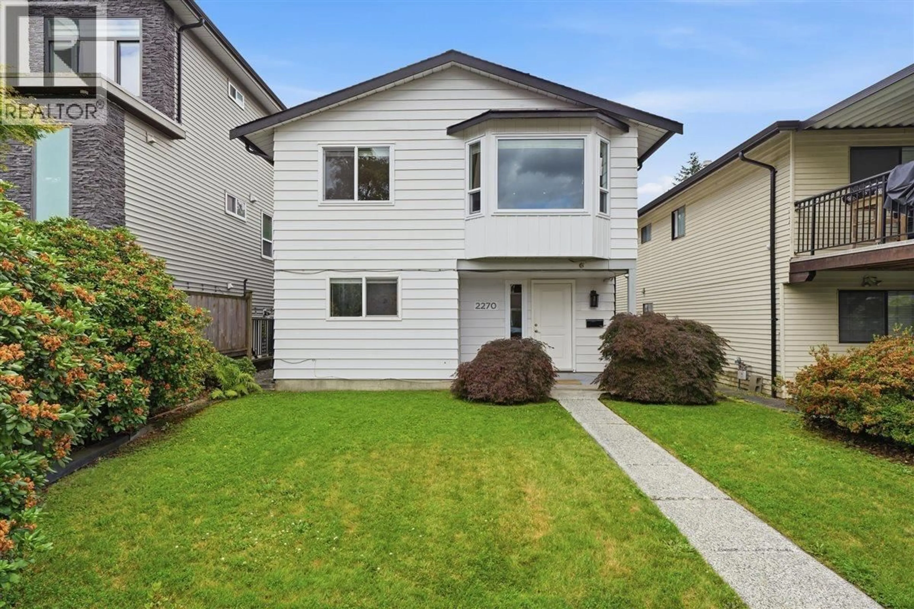 Home with vinyl exterior material, street for 2270 IRVINE AVENUE, Port Coquitlam British Columbia V3C3H2