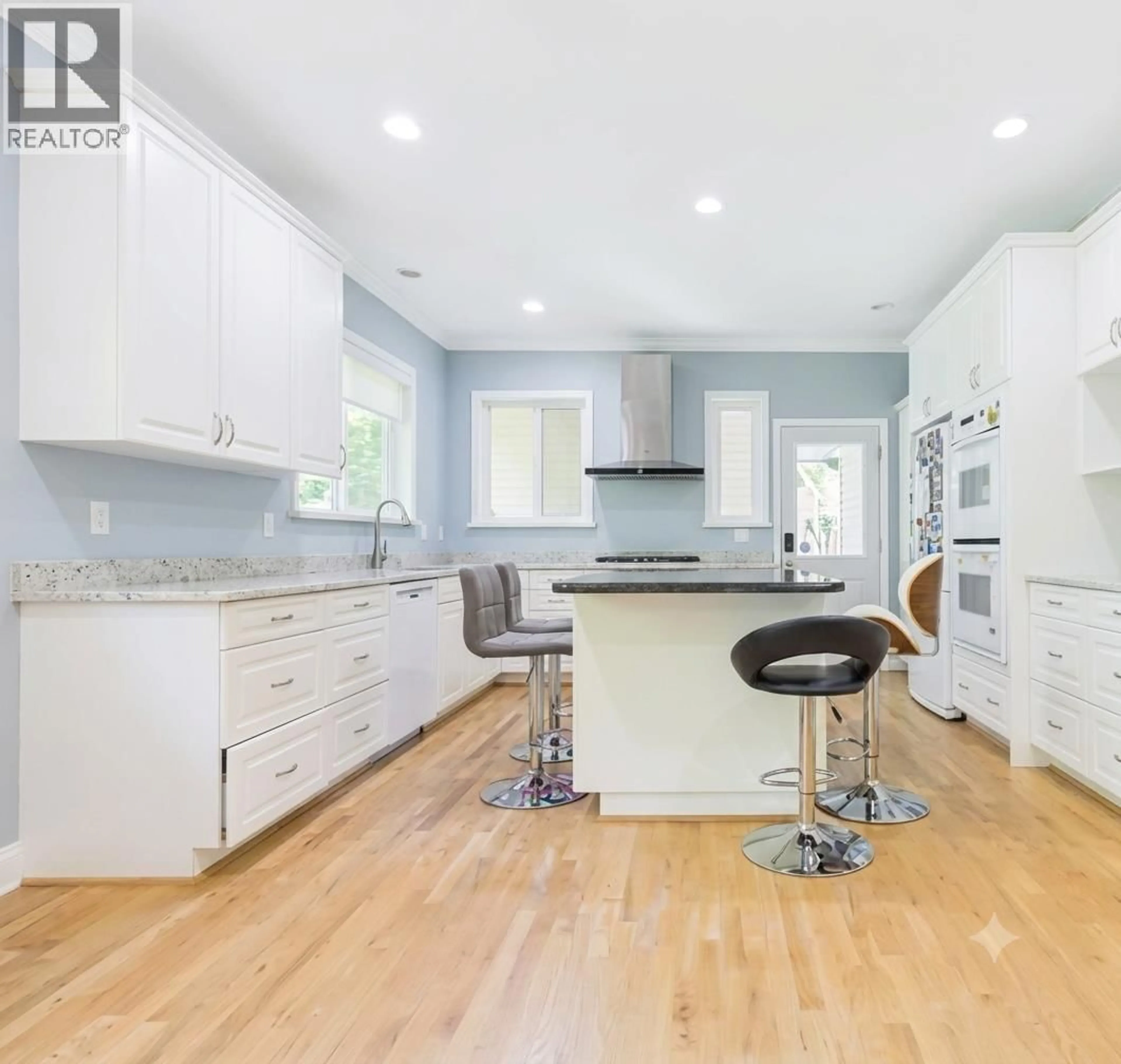 Open concept kitchen, unknown for 8040 FAIRBROOK CRESCENT, Richmond British Columbia V7C1Y9