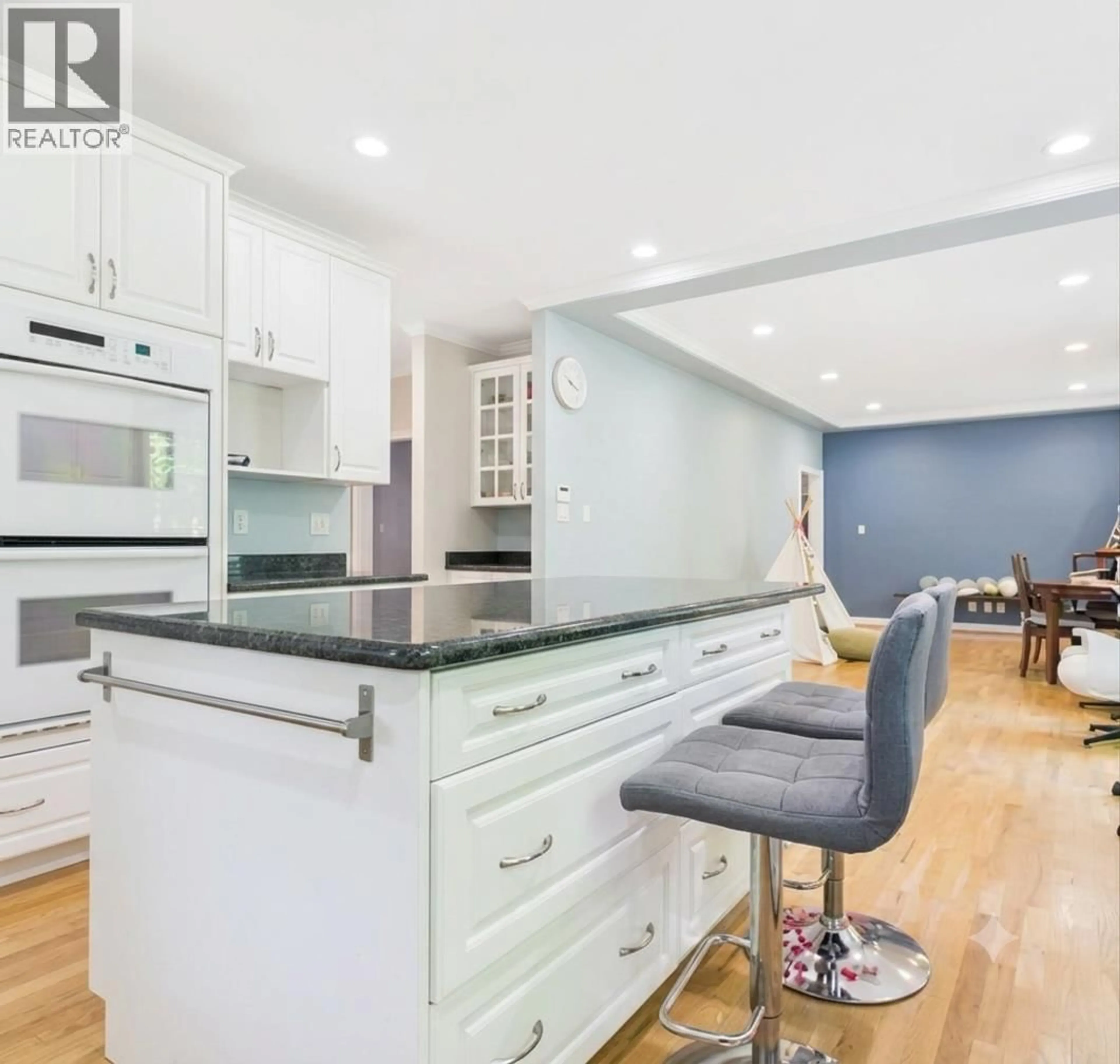 Open concept kitchen, unknown for 8040 FAIRBROOK CRESCENT, Richmond British Columbia V7C1Y9