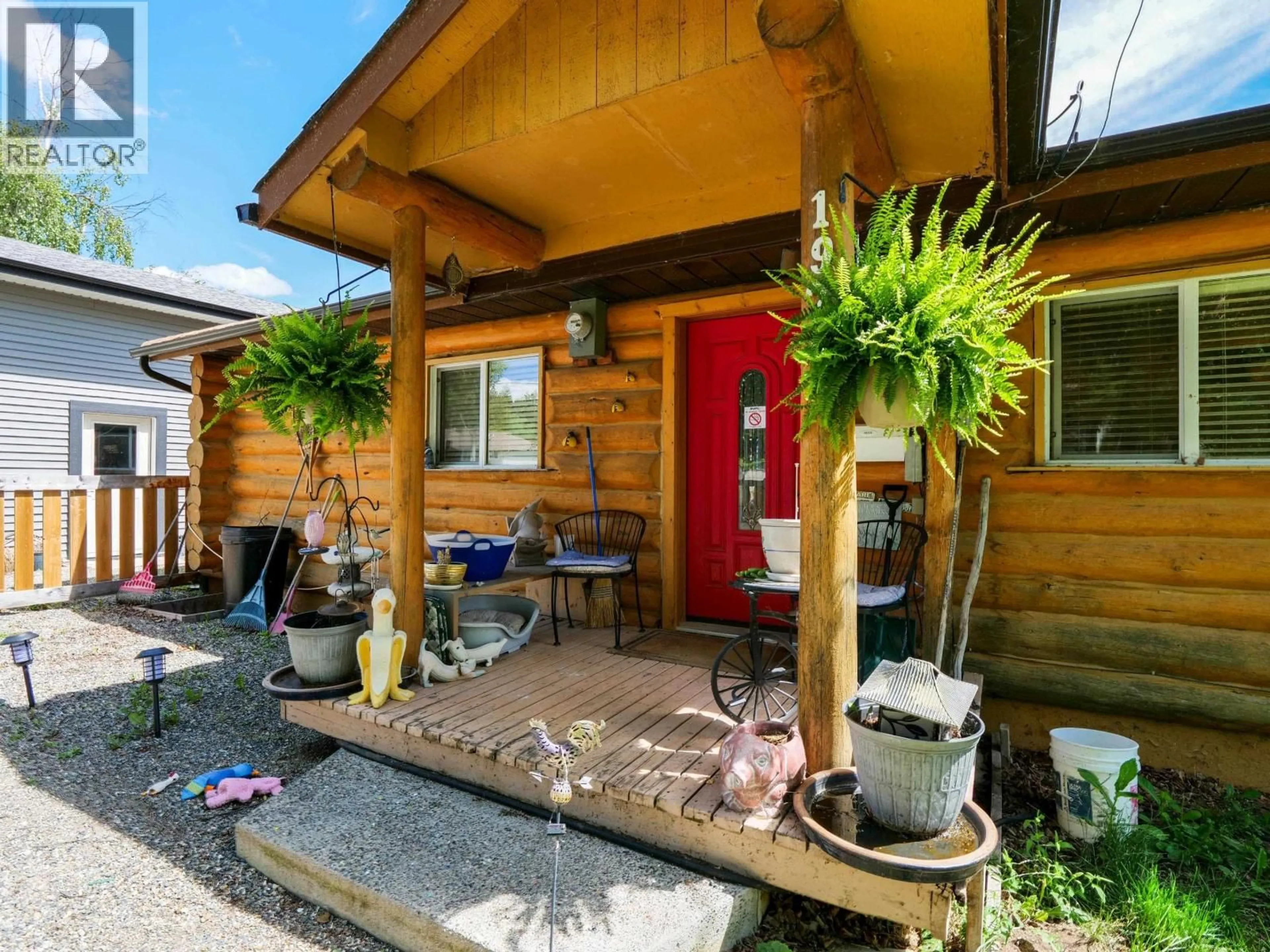 Patio, street for 1929 BEACH CRESCENT, Quesnel British Columbia V2J4J5