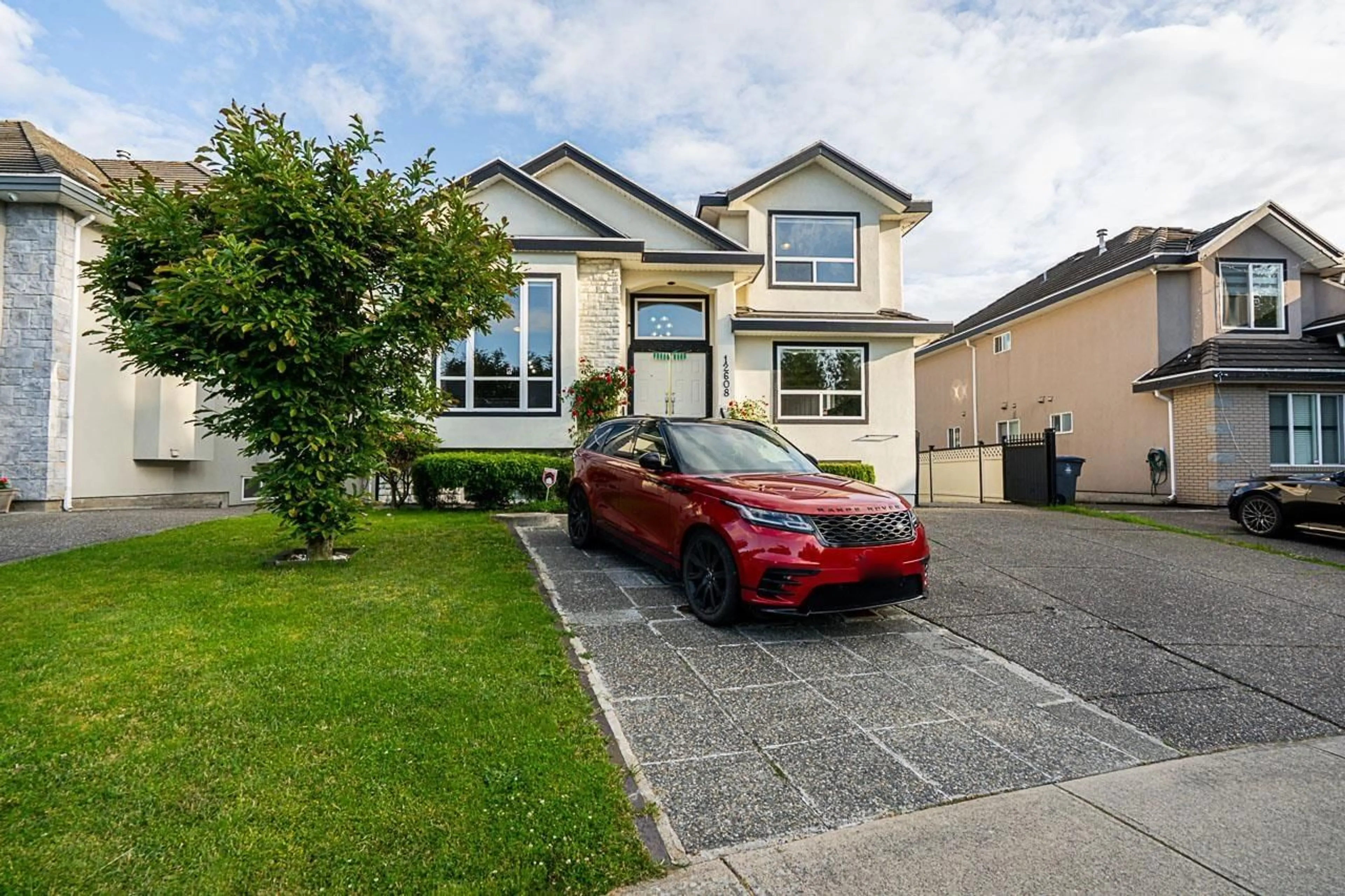 Home with vinyl exterior material, street for 12608 67A AVENUE, Surrey British Columbia V3W1G3