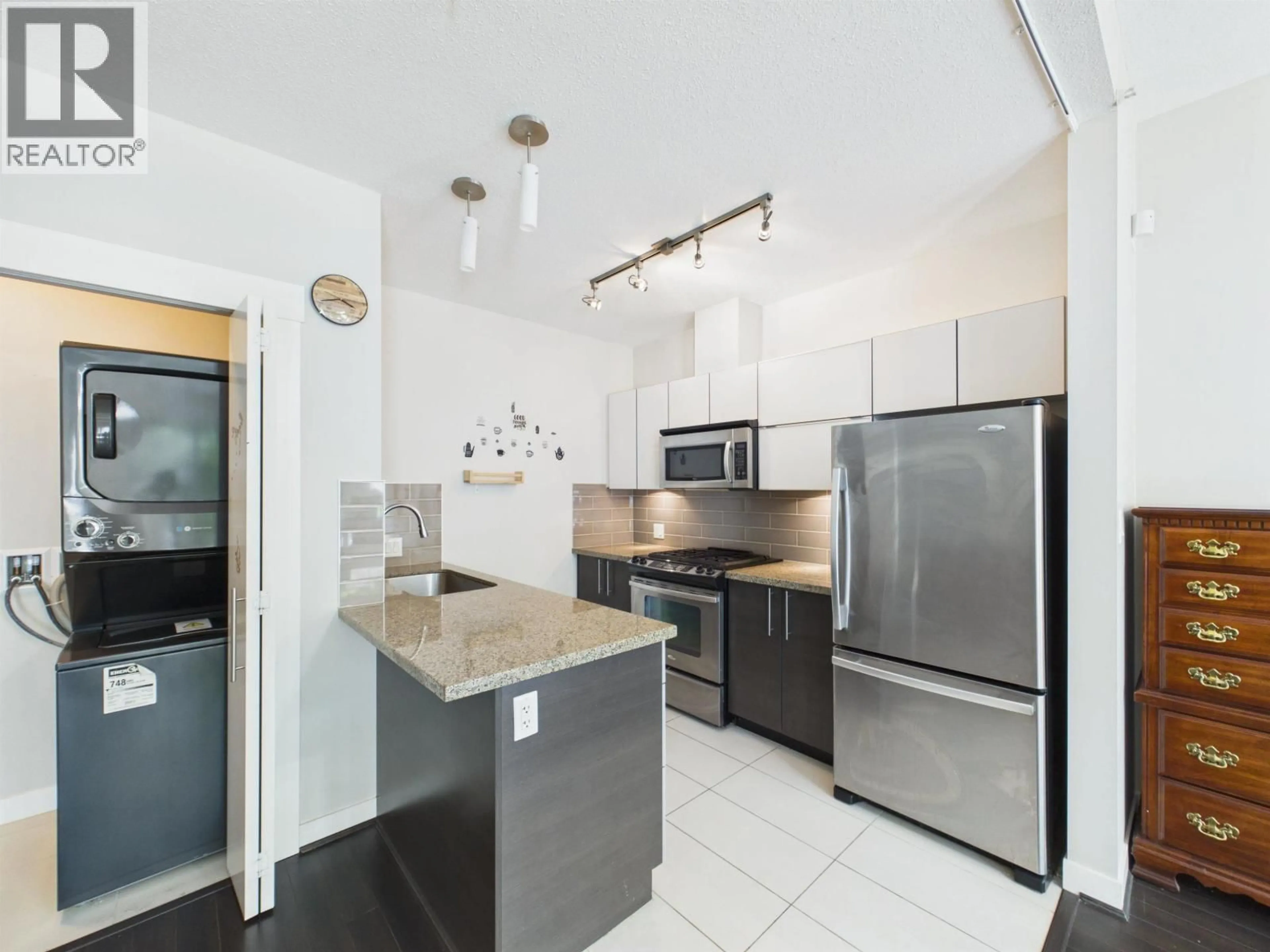Unknown for 3 - 6733 BUSWELL STREET, Richmond British Columbia V6Y0E3