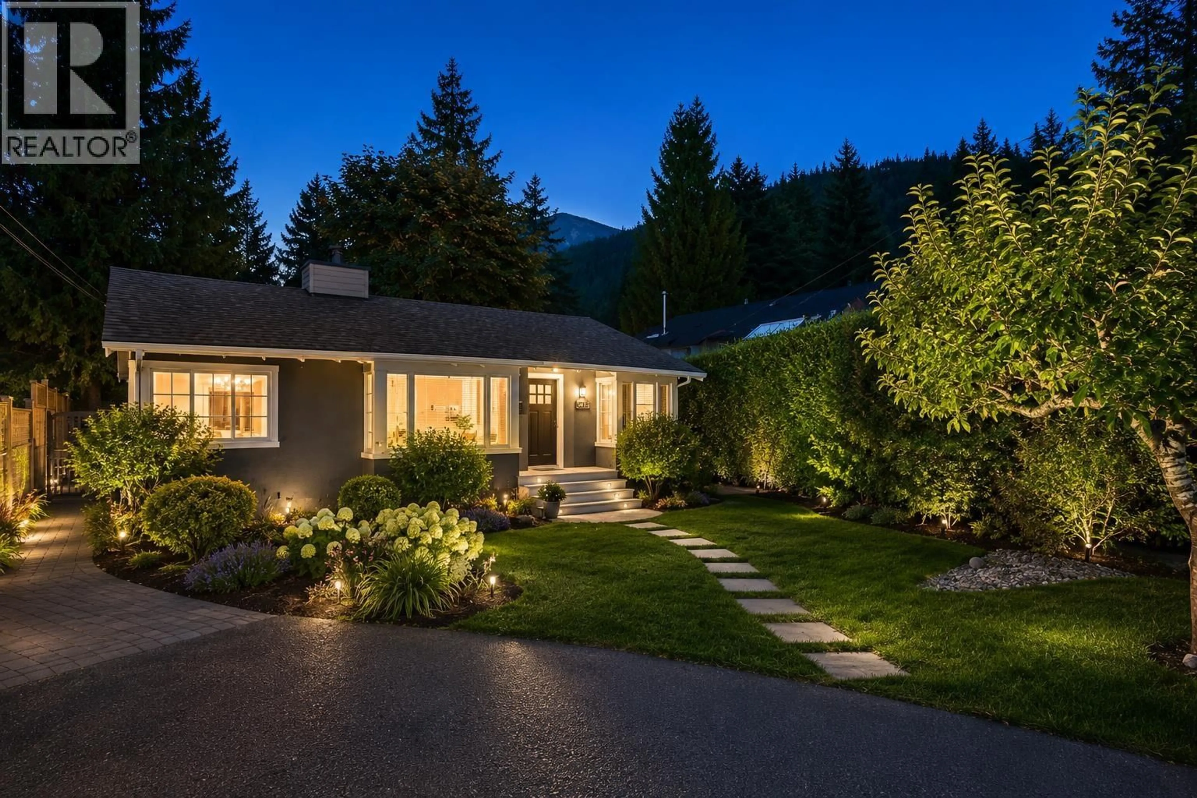 Unknown for 6431 ROSEBERY AVENUE, West Vancouver British Columbia V7W2C5