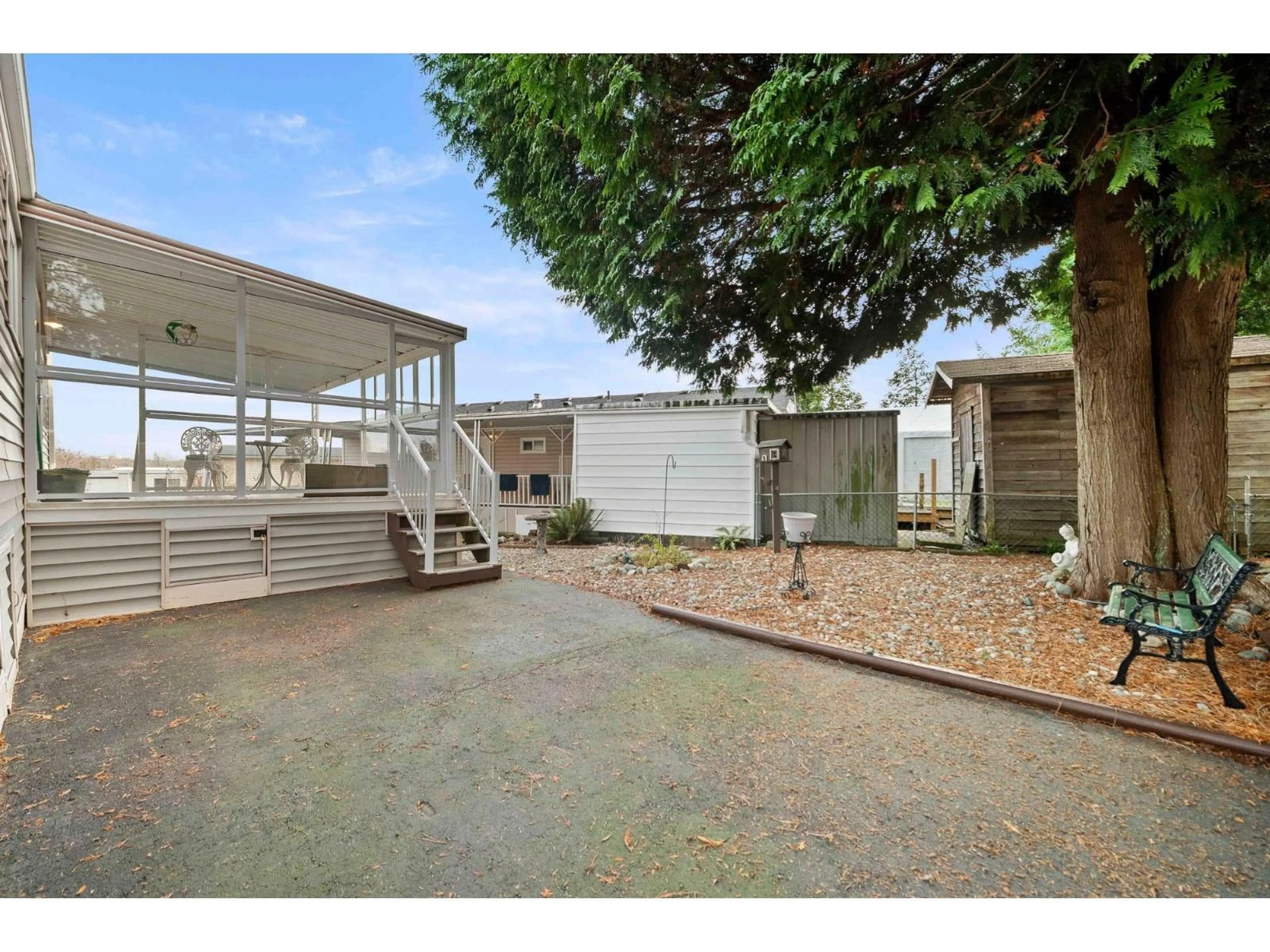 Unknown for 15810 NORFOLK ROAD ROAD, Surrey British Columbia V4A5K9