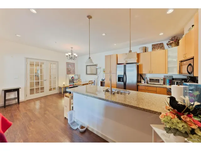207 - 33485 SOUTH FRASER WAY, Abbotsford 5