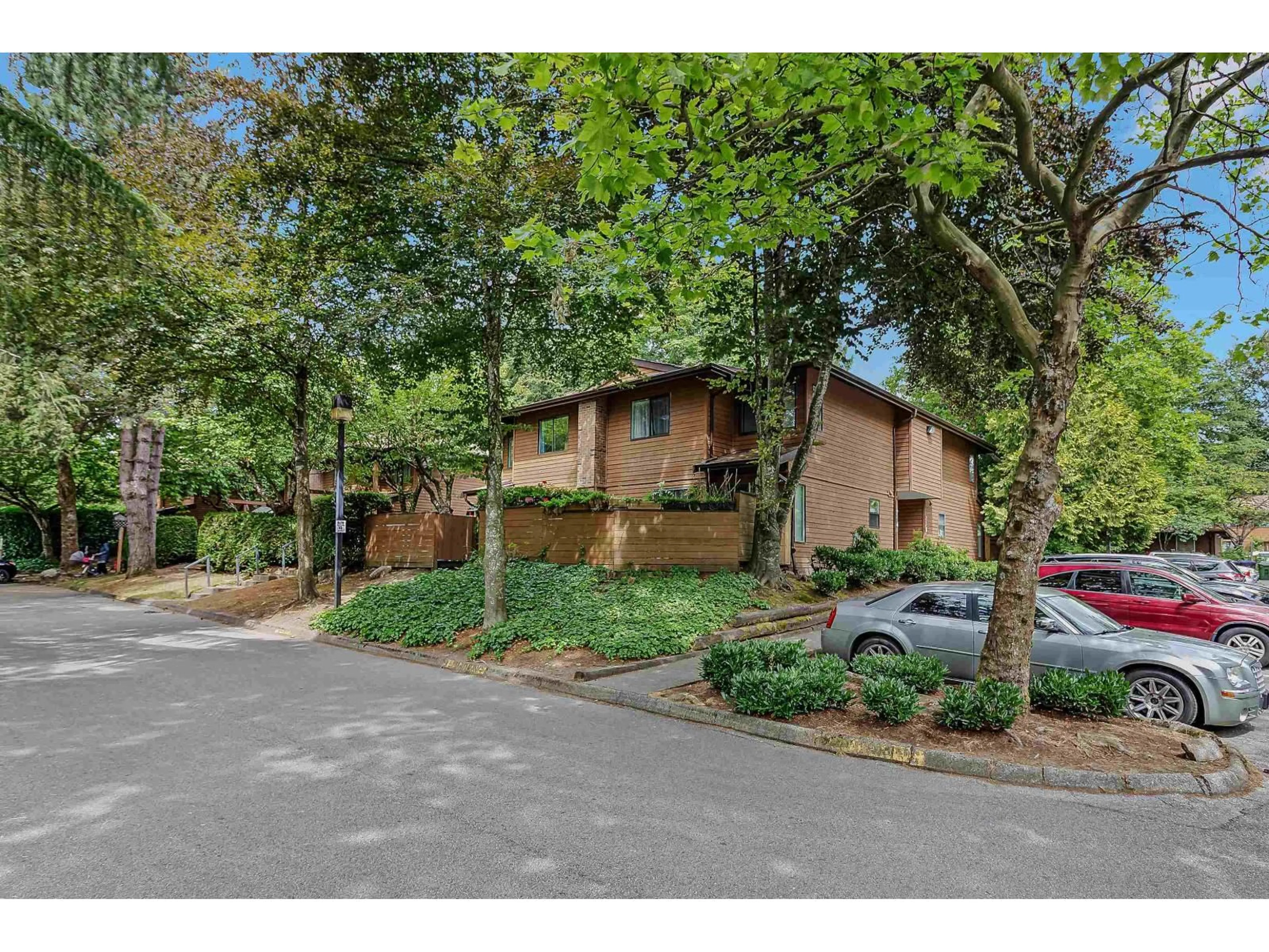 Unknown for 712 - 10620 150 STREET, Surrey British Columbia V3R7S1