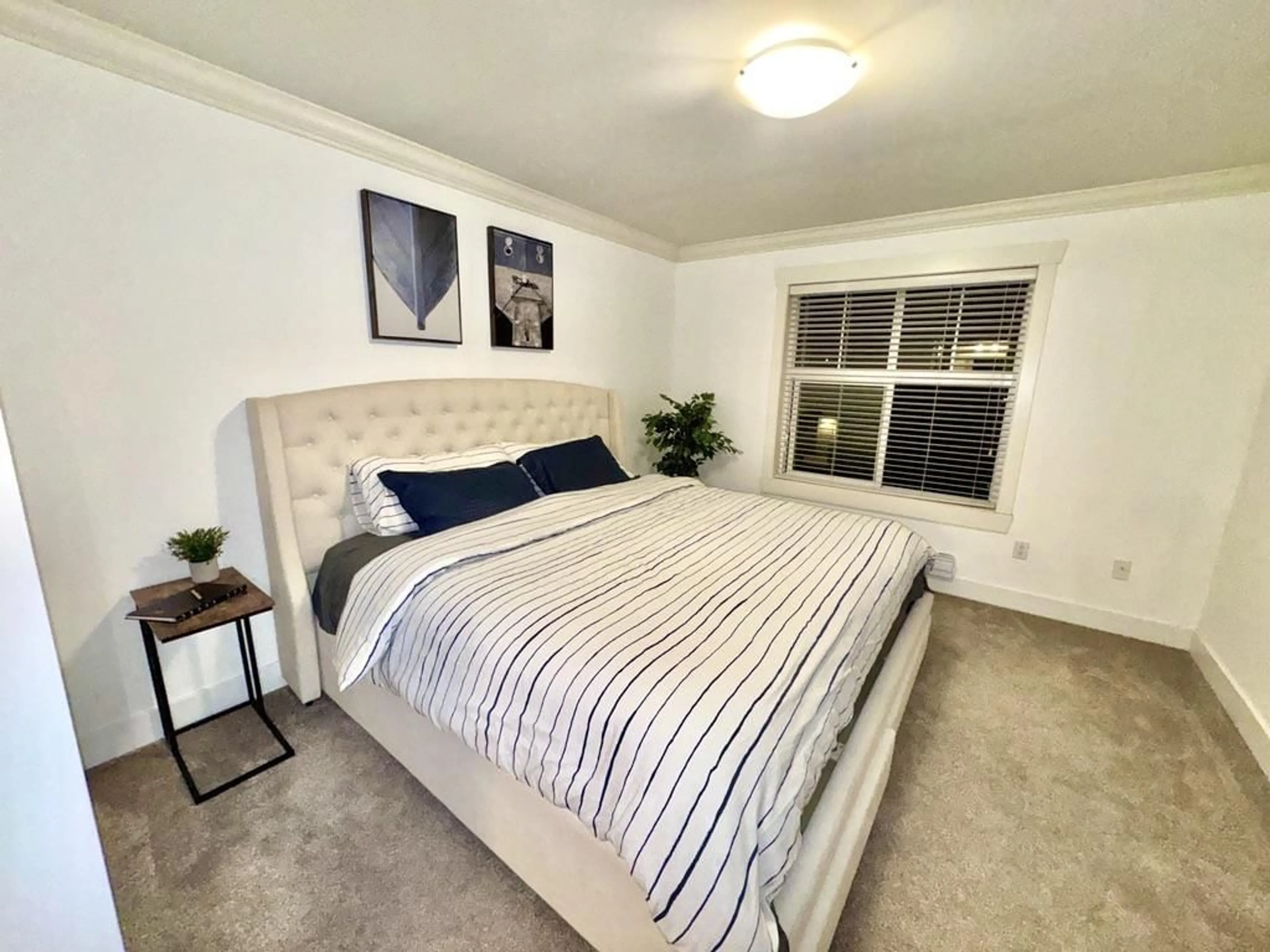 Bedroom with bed, carpet floor for 17 - 33860 MARSHALL ROAD, Abbotsford British Columbia V2S0E8