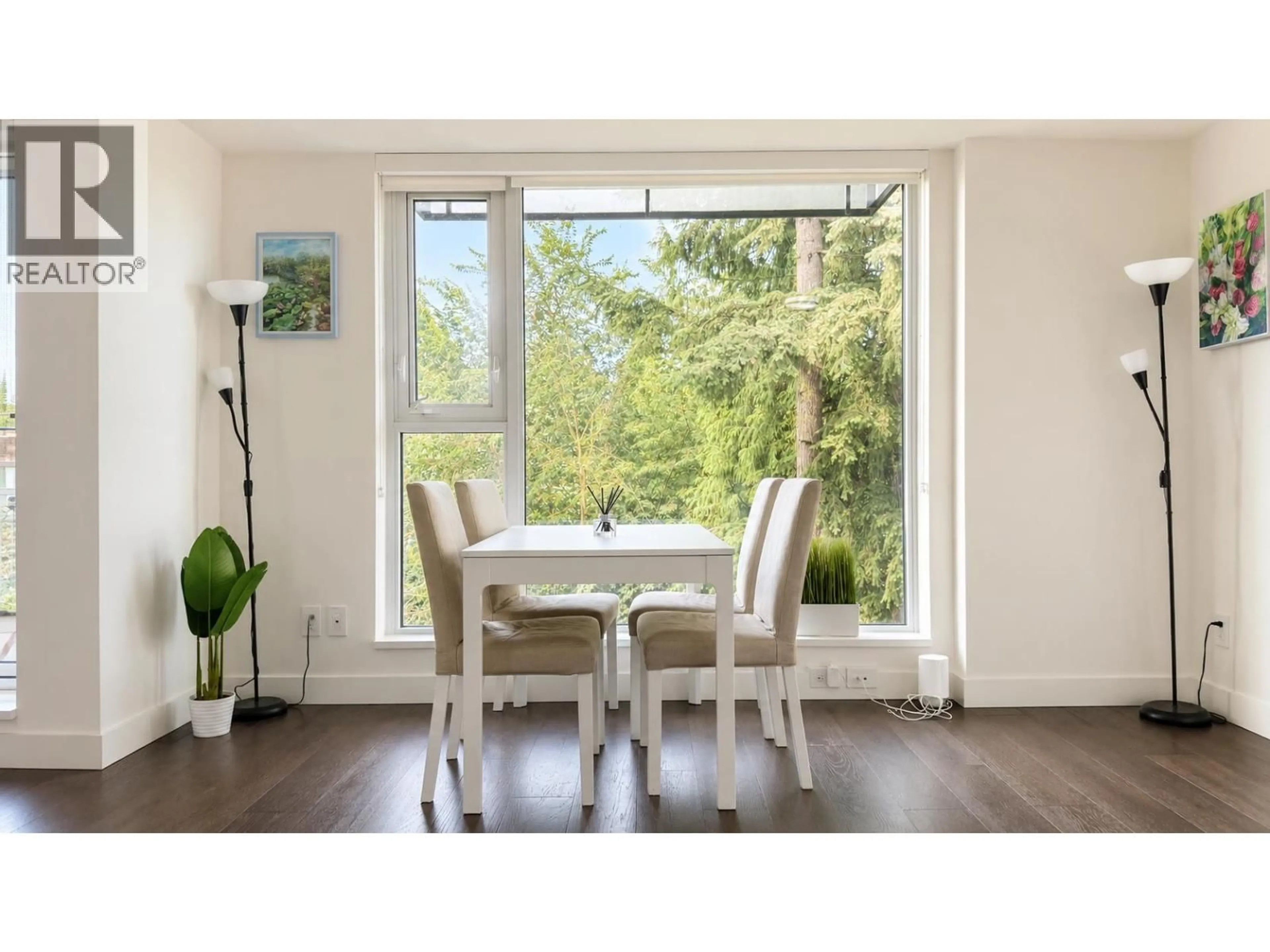 Dining room, wood/laminate floor for 808 - 1561 57TH AVENUE, Vancouver British Columbia V6P0H5