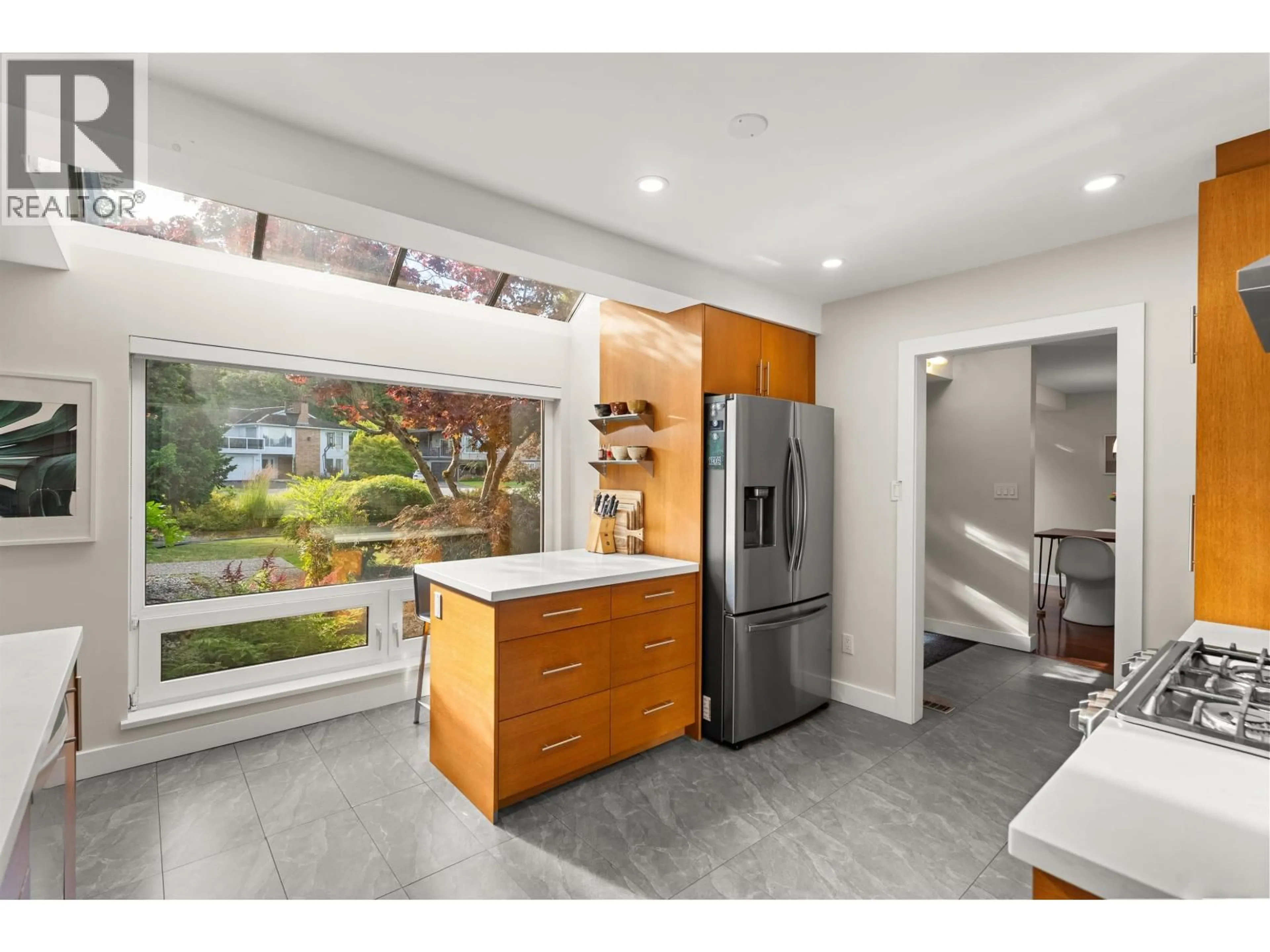 Open concept kitchen, unknown for 894 EDEN CRESCENT, Delta British Columbia V4L1W7