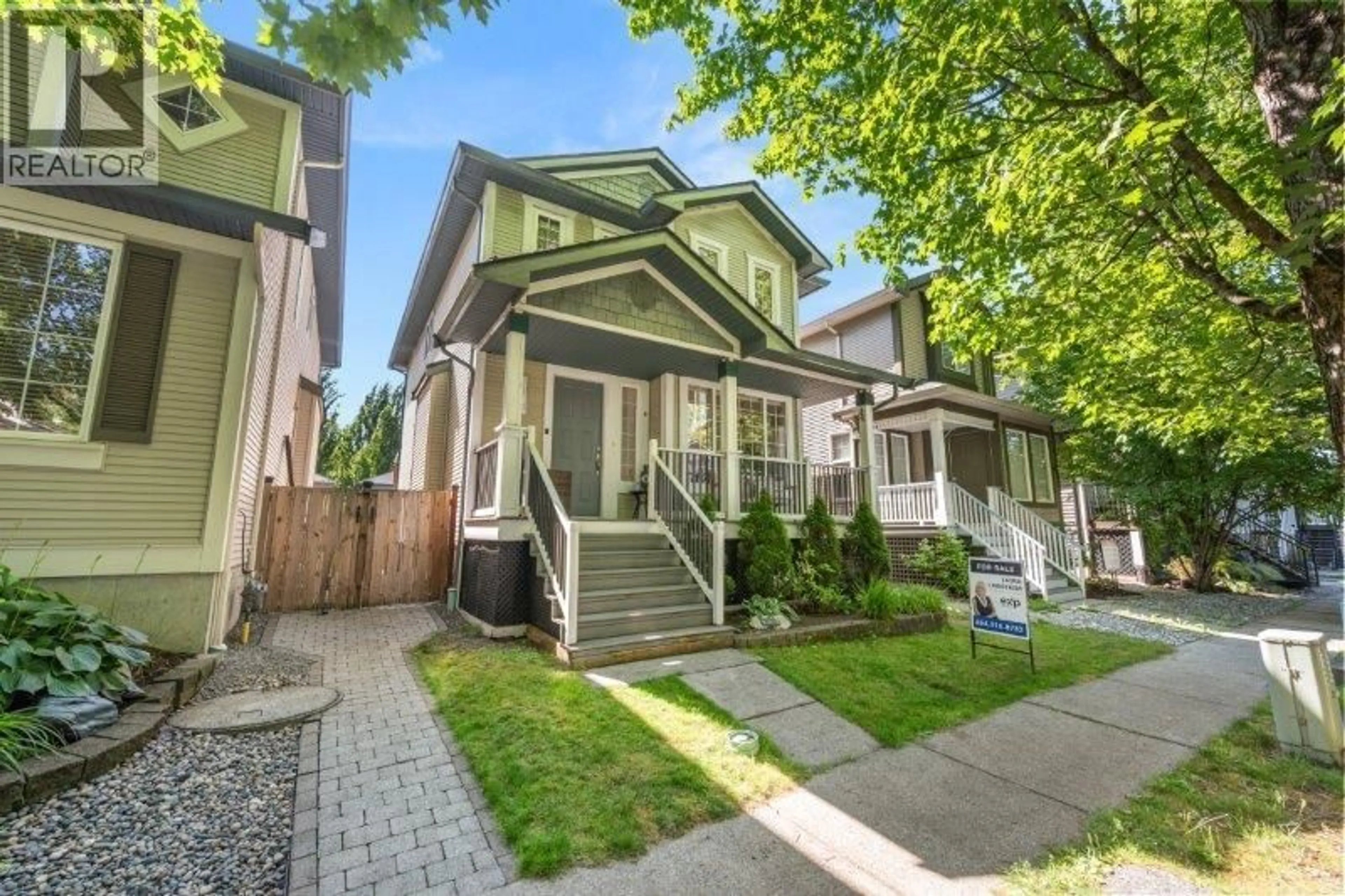 Home with vinyl exterior material, street for 10091 243RD STREET, Maple Ridge British Columbia V2W1X3