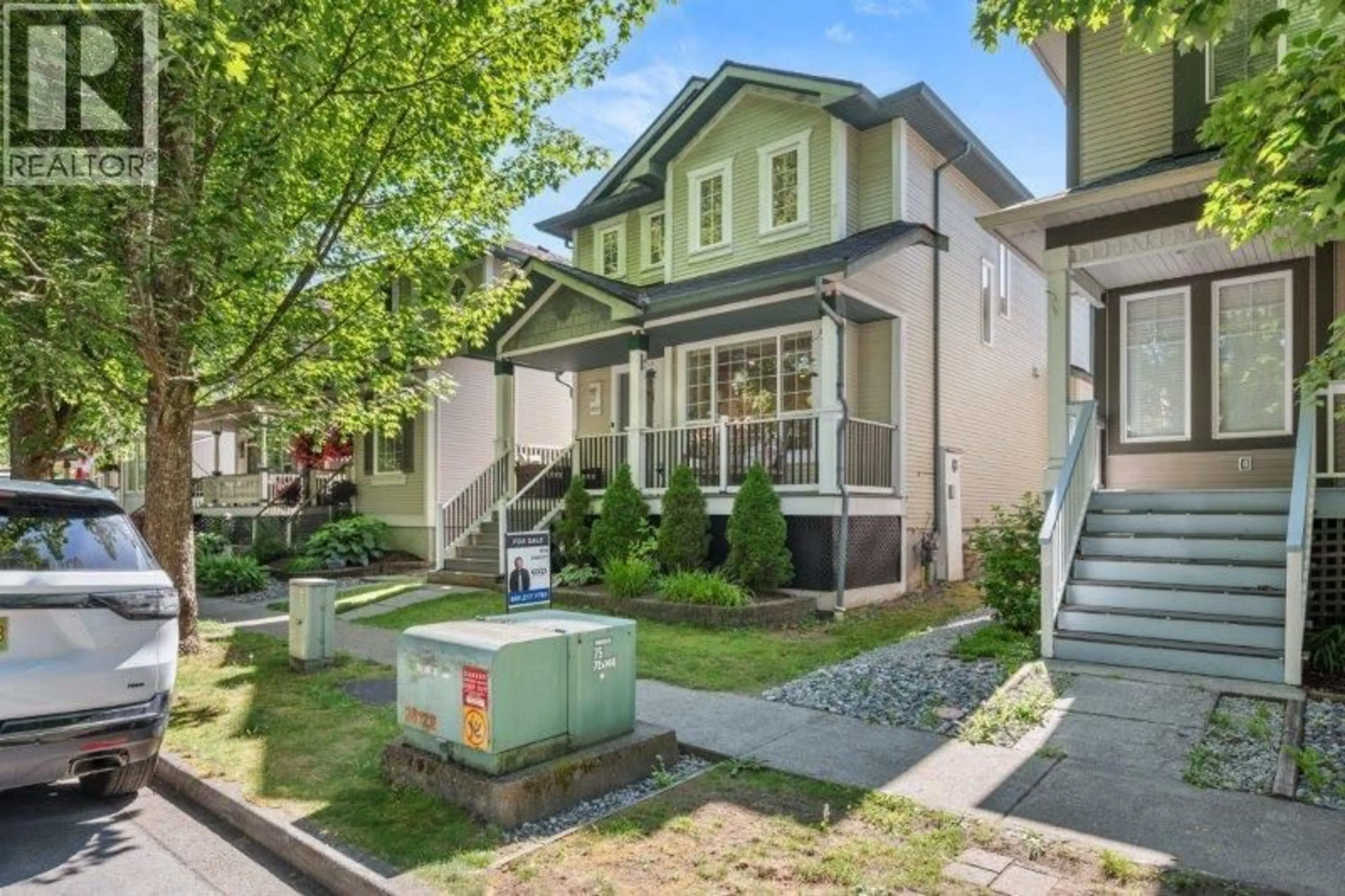 Home with vinyl exterior material, street for 10091 243RD STREET, Maple Ridge British Columbia V2W1X3