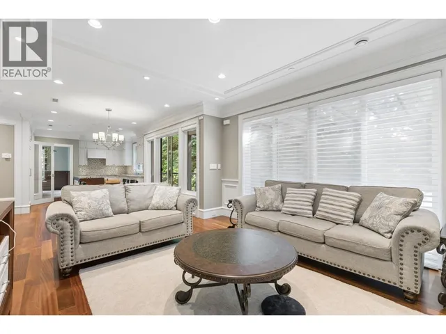 1250 SINCLAIR STREET, West Vancouver 5