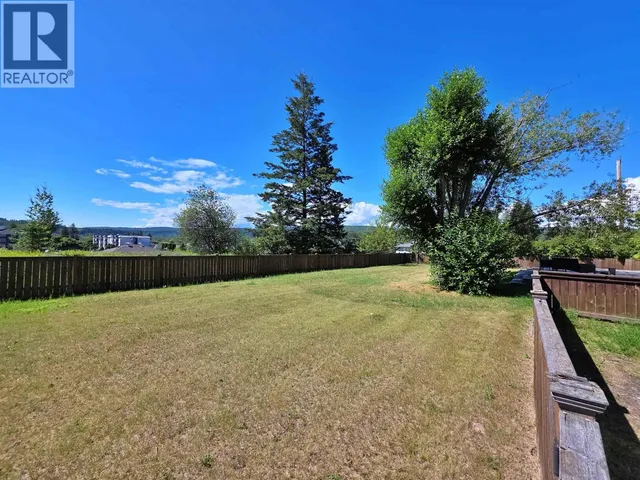 736 REID STREET, Quesnel 3