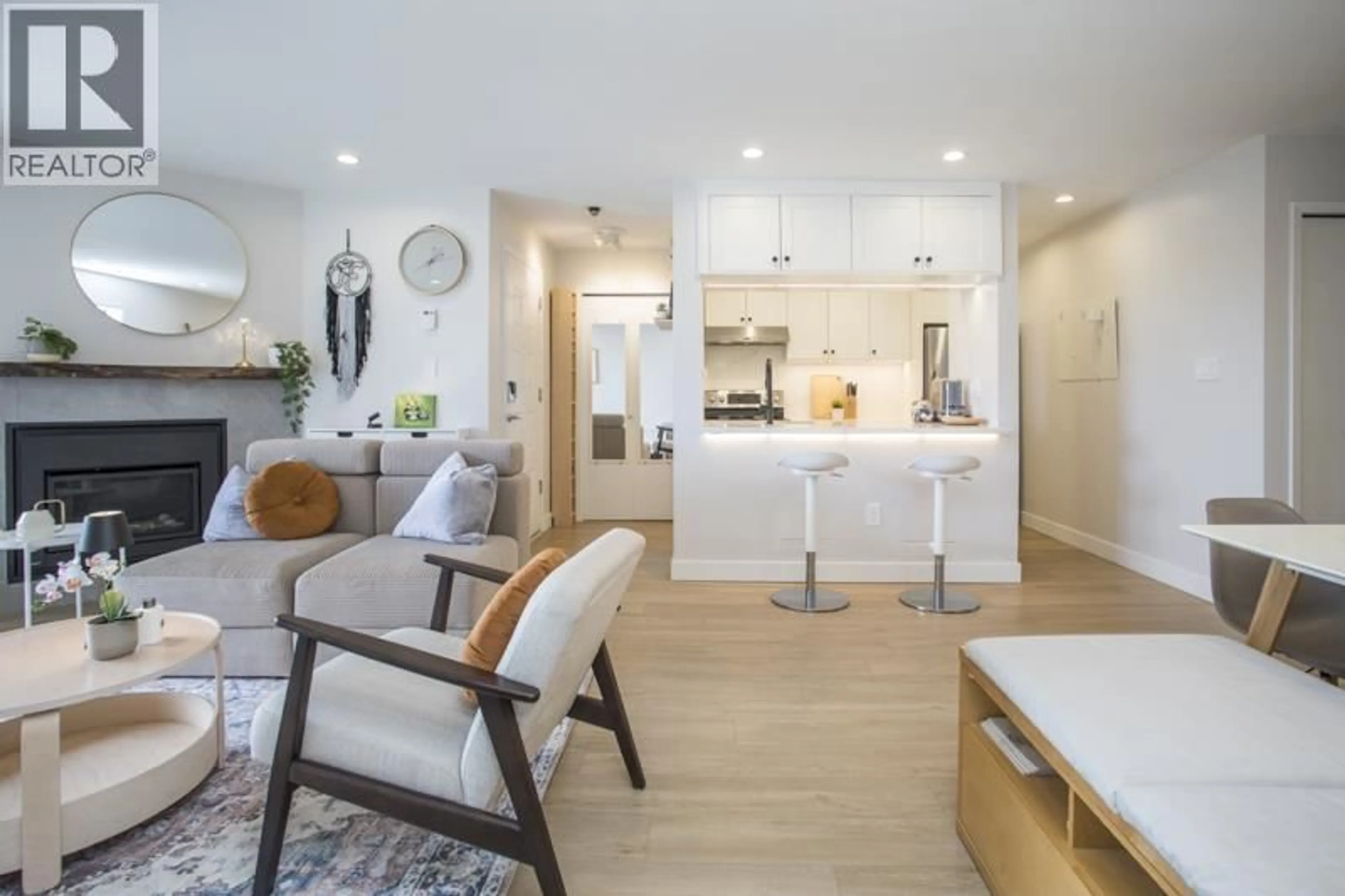 Open concept kitchen, unknown for 101 - 3 K DE K COURT COURT, New Westminster British Columbia V3M6B6