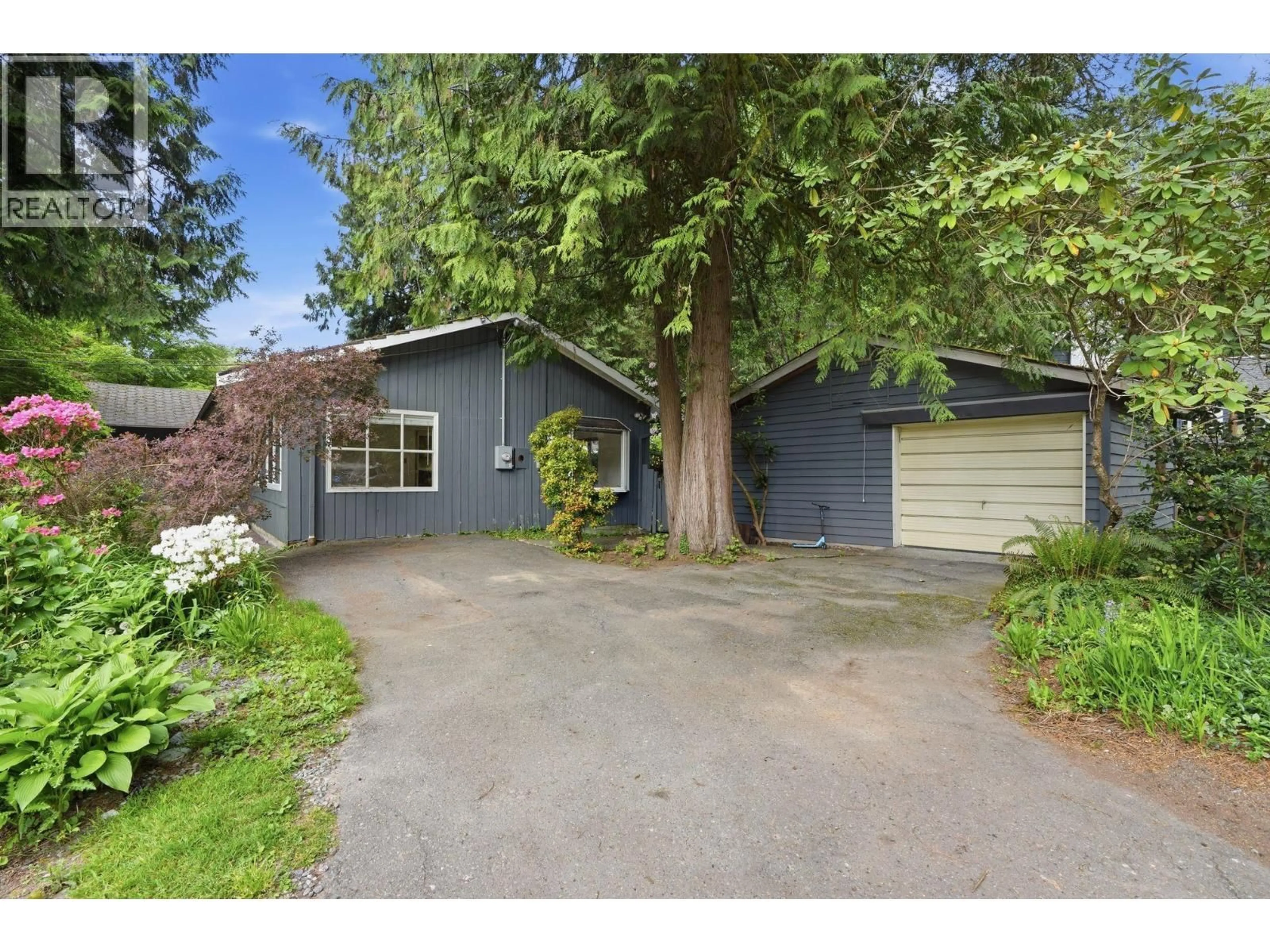 Unknown for 909 SEYMOUR BOULEVARD, North Vancouver British Columbia V7J2J7