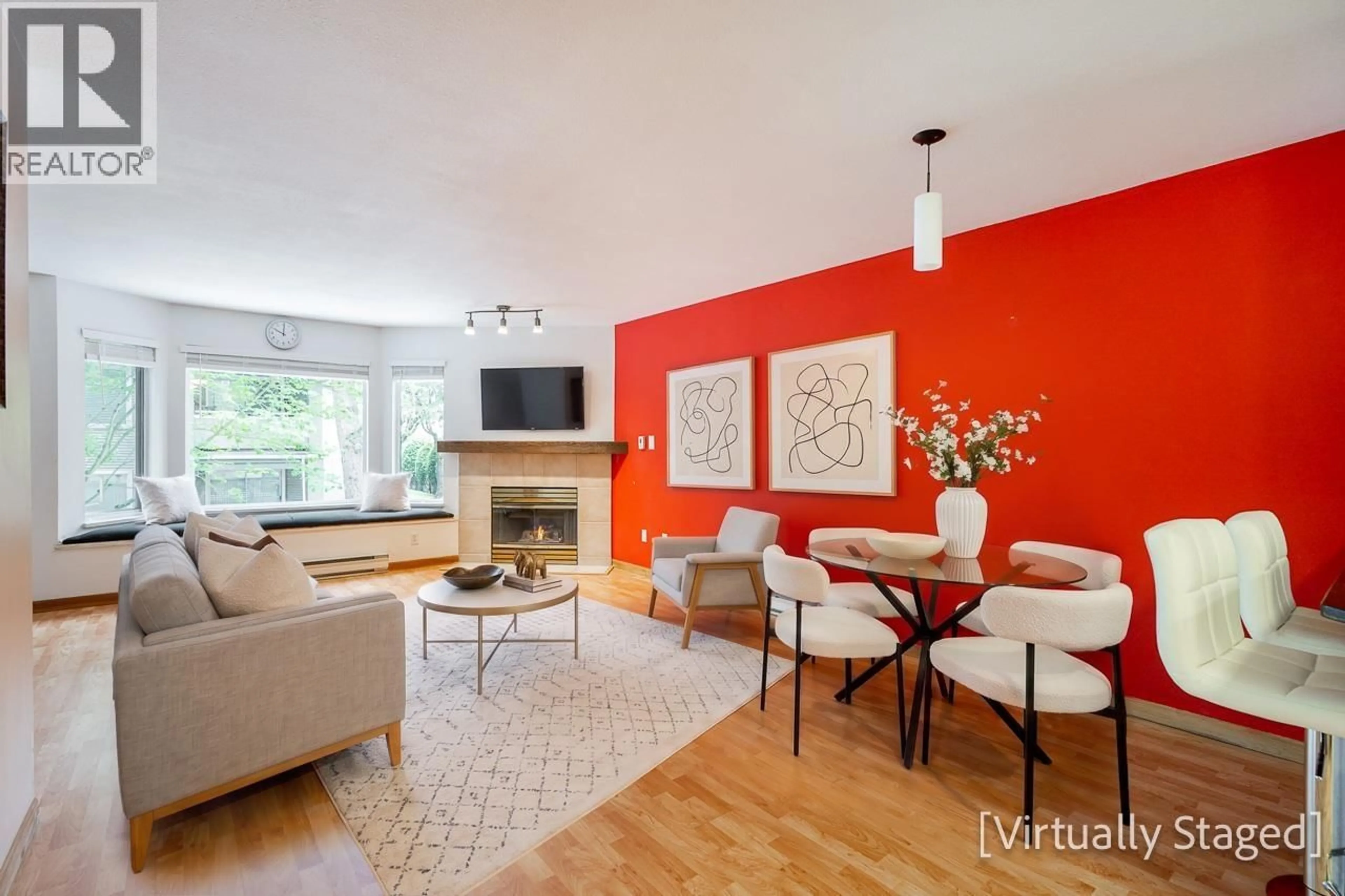 Living room with furniture, wood/laminate floor for 314 - 3183 ESMOND AVENUE, Burnaby British Columbia V5G4V6