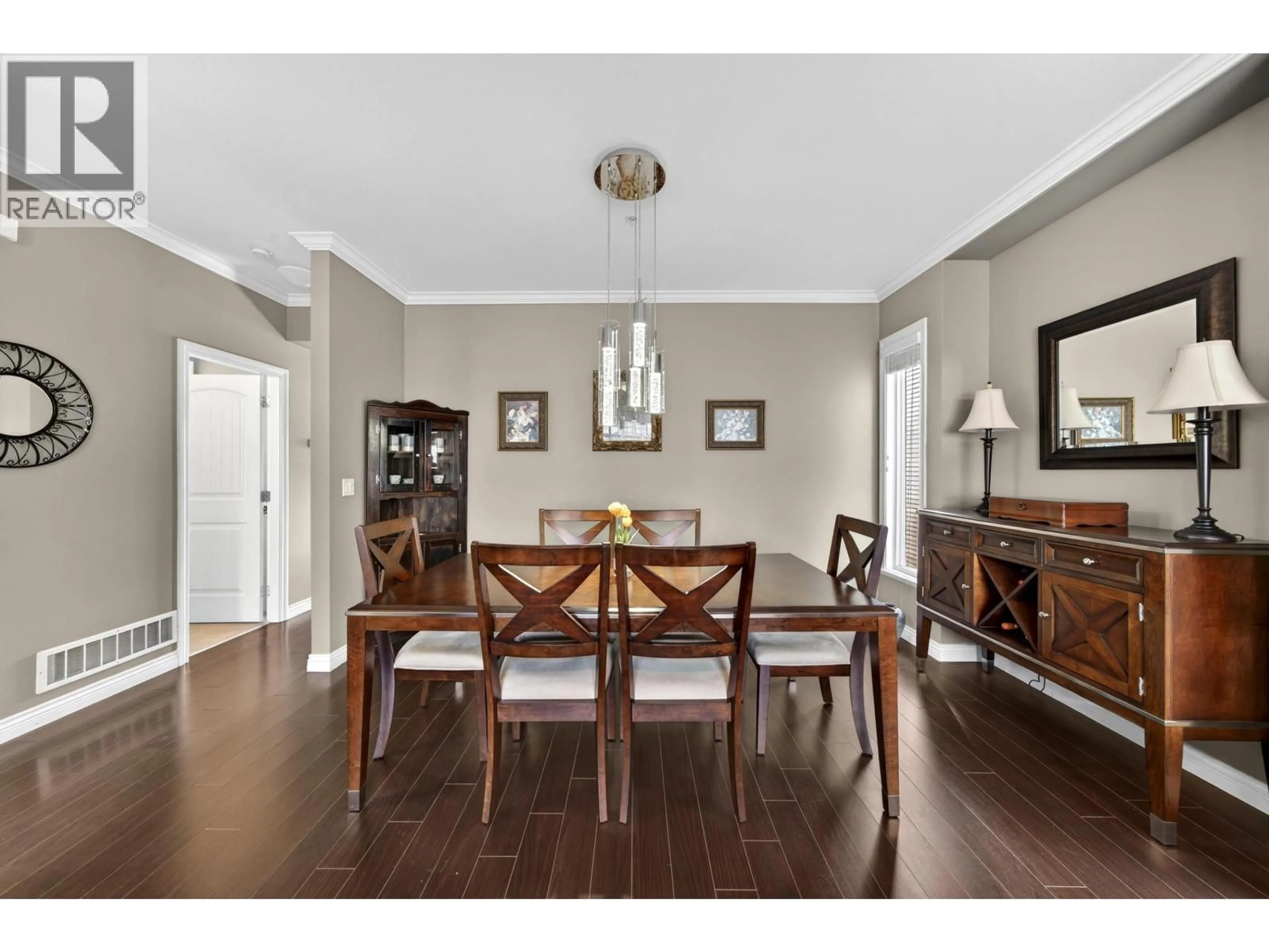 Dining room, wood/laminate floor for 11812 191A STREET, Pitt Meadows British Columbia V3Y0A4