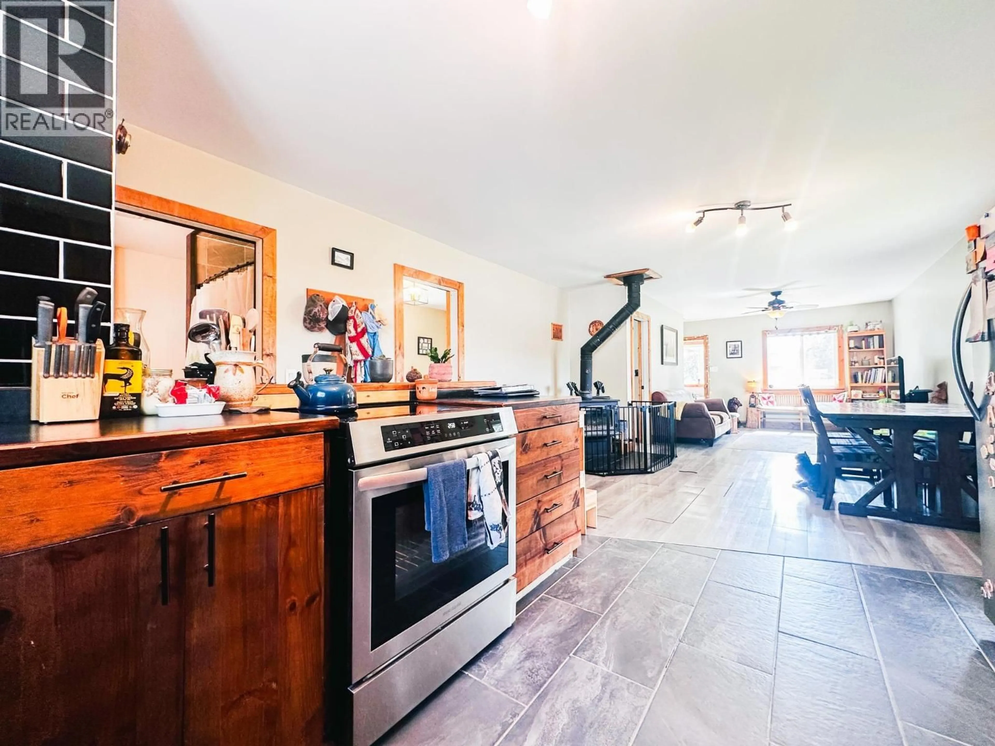 Open concept kitchen, unknown for 217 PIONEER WAY, Burns Lake British Columbia V0J1E0