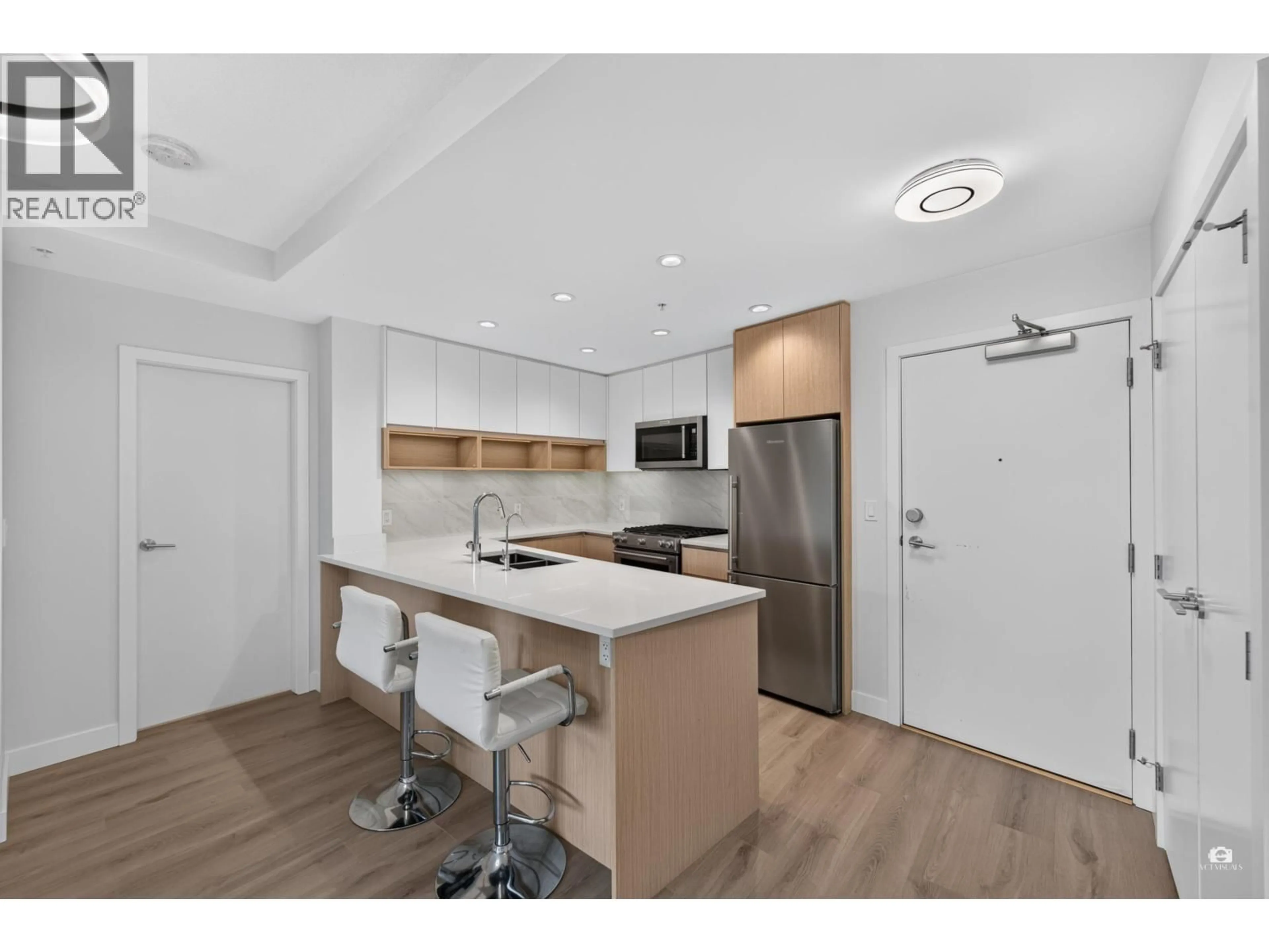 Unknown for 105 - 8940 UNIVERSITY CRESCENT, Burnaby British Columbia V5A0E7