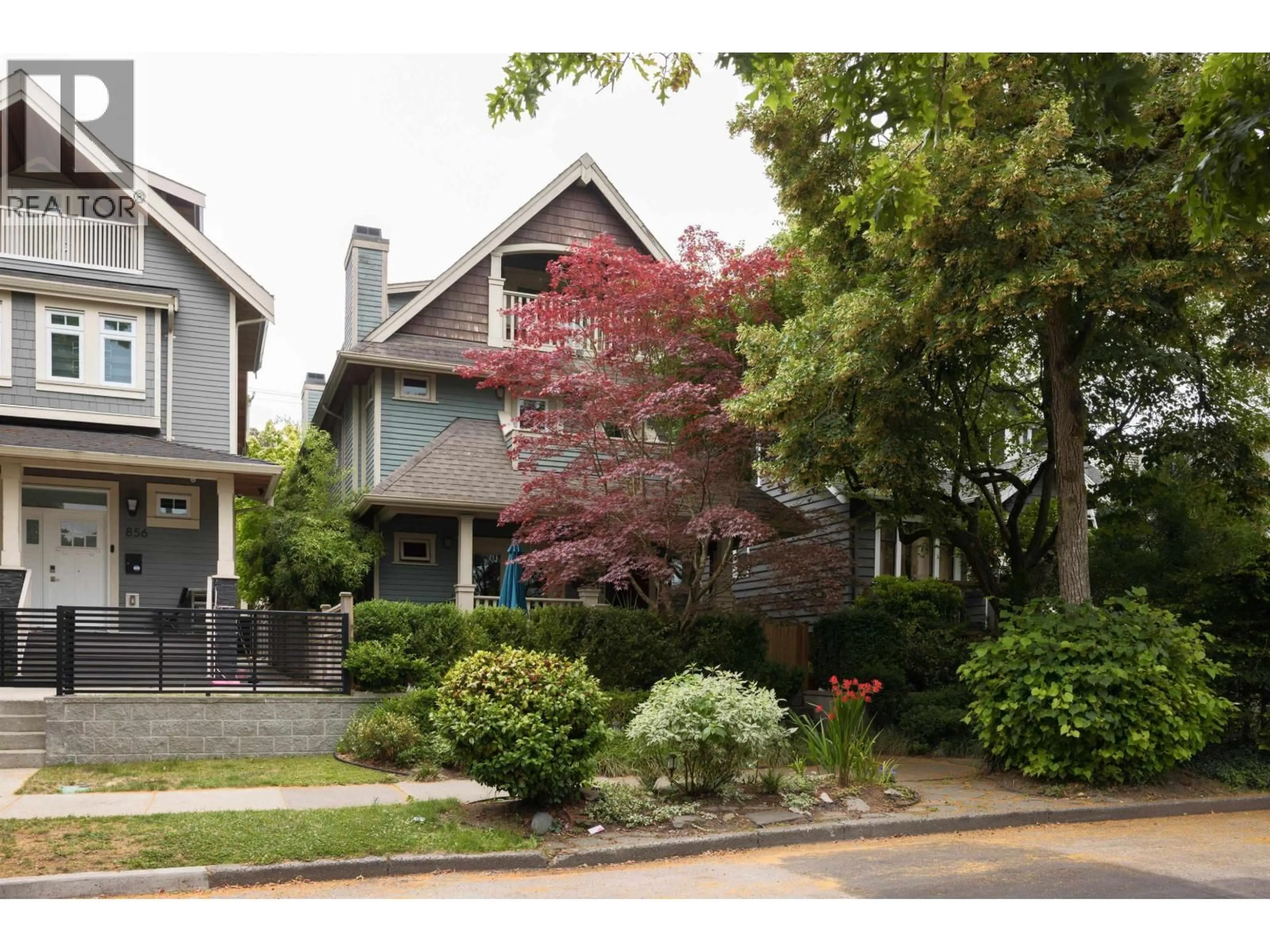 Unknown for 850 10TH AVENUE, Vancouver British Columbia V5T2B1