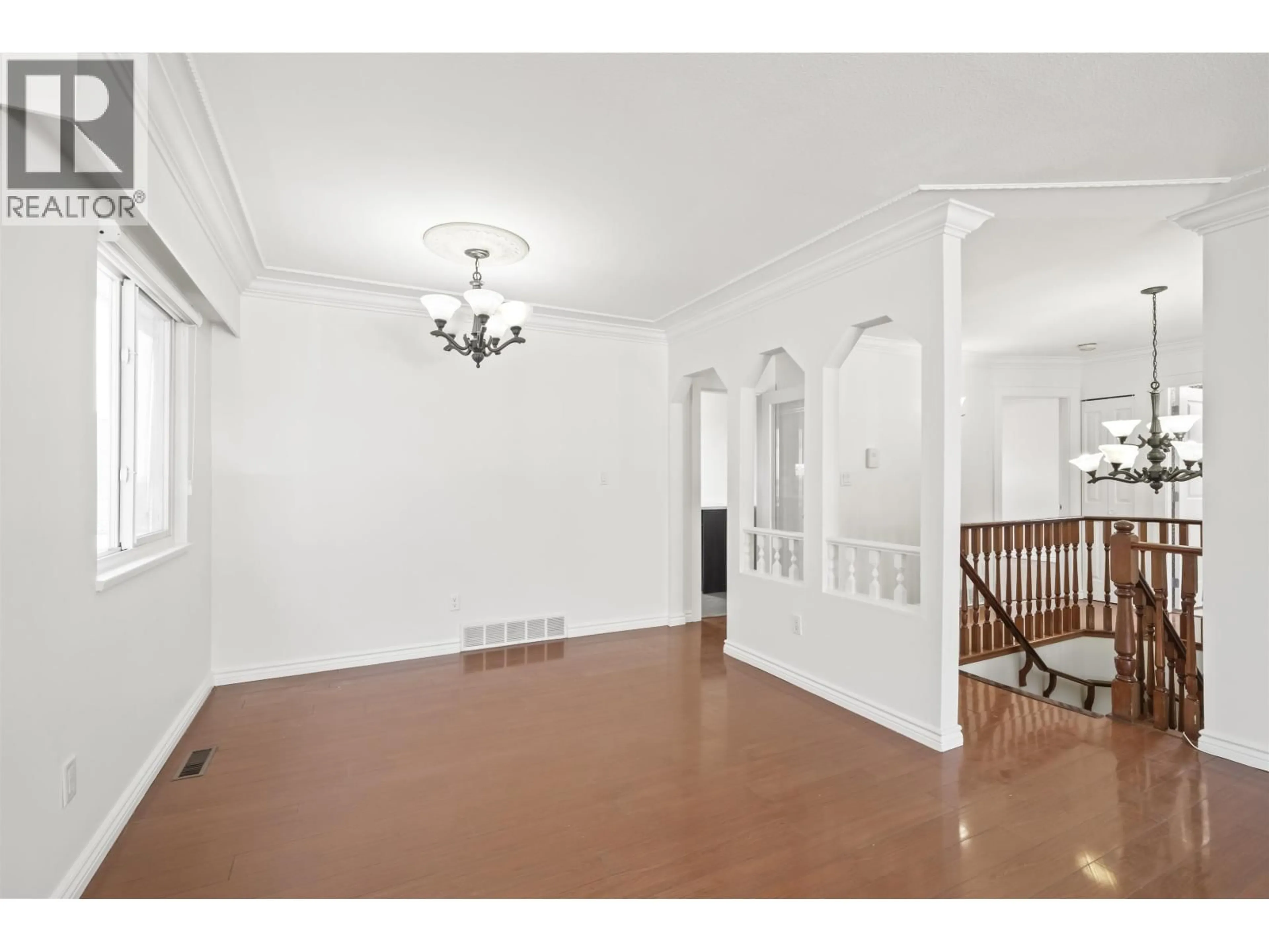 Unknown for 638 61ST AVENUE, Vancouver British Columbia V5X2B9