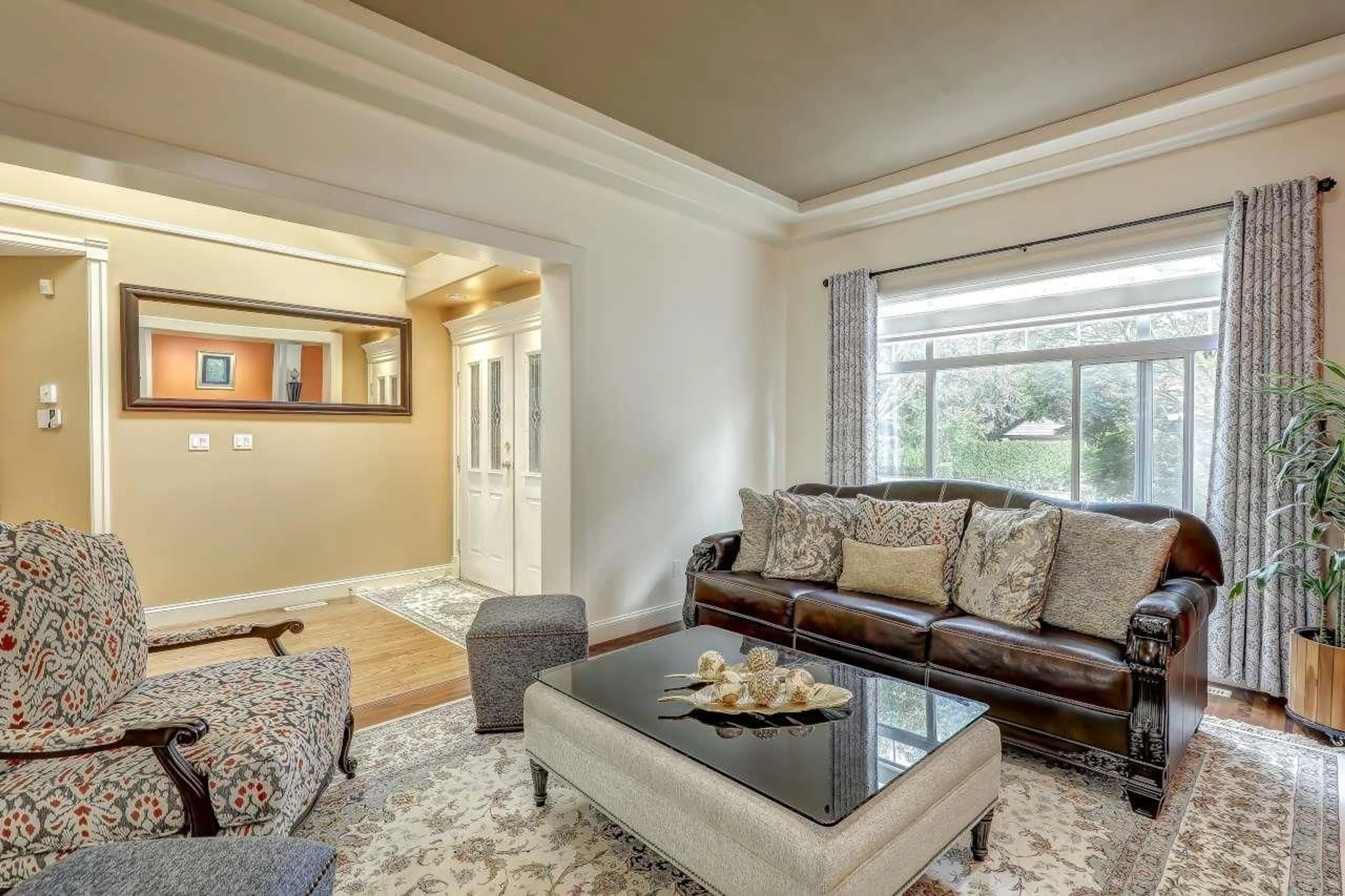 Living room with furniture, unknown for 15341 80 AVENUE, Surrey British Columbia V3S8Y4