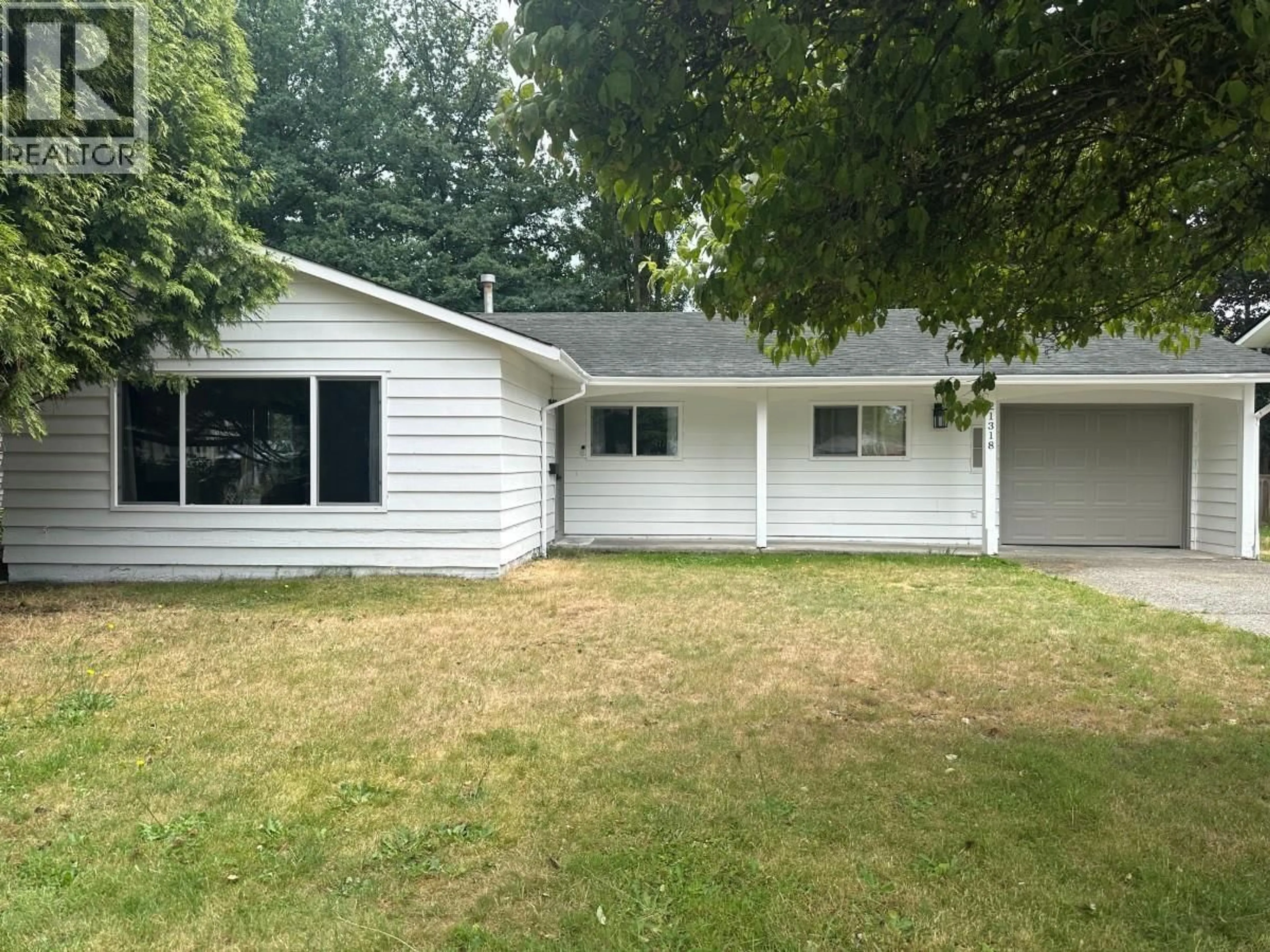 Home with vinyl exterior material, street for 21318 121 AVENUE, Maple Ridge British Columbia V2X3S2