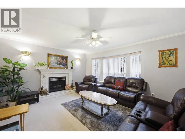 557 44TH AVENUE, Vancouver 4