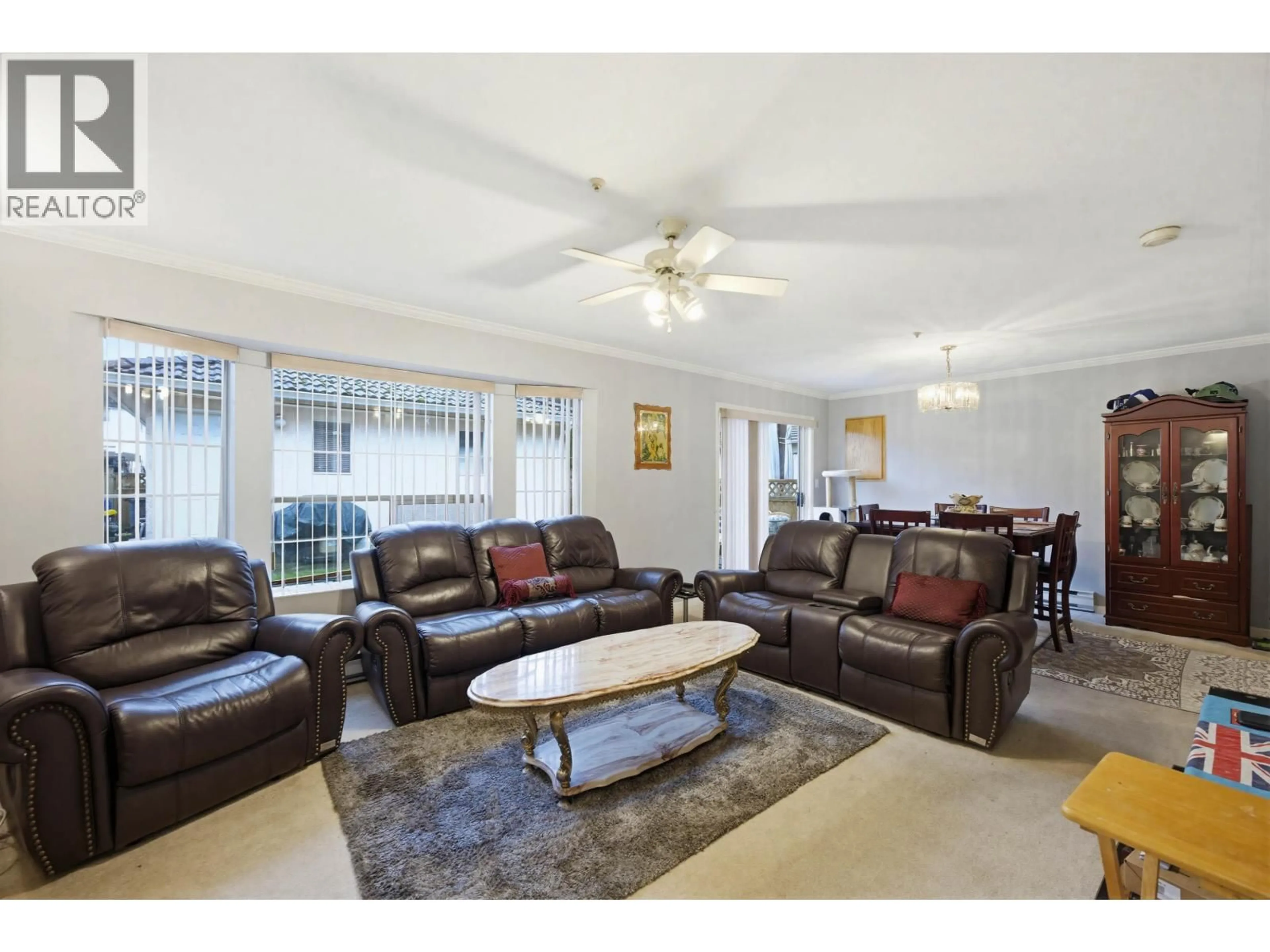 Living room with furniture, unknown for 557 44TH AVENUE, Vancouver British Columbia V5W1W4