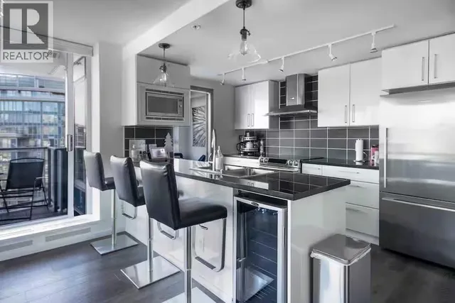 3505 - 188 KEEFER PLACE, Vancouver 2