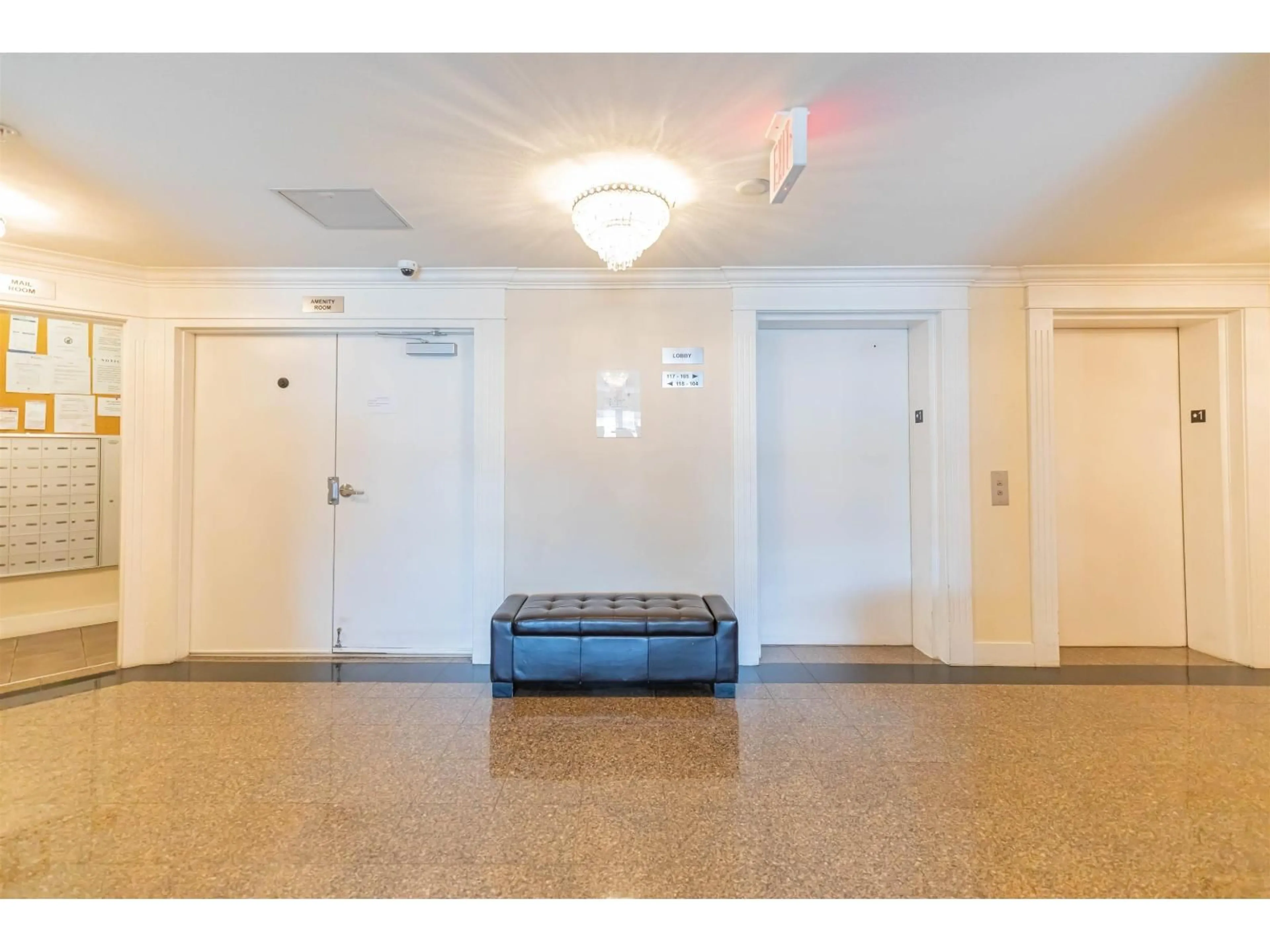 Indoor foyer for 116 - 17769 57 AVENUE, Surrey British Columbia V3S1H1