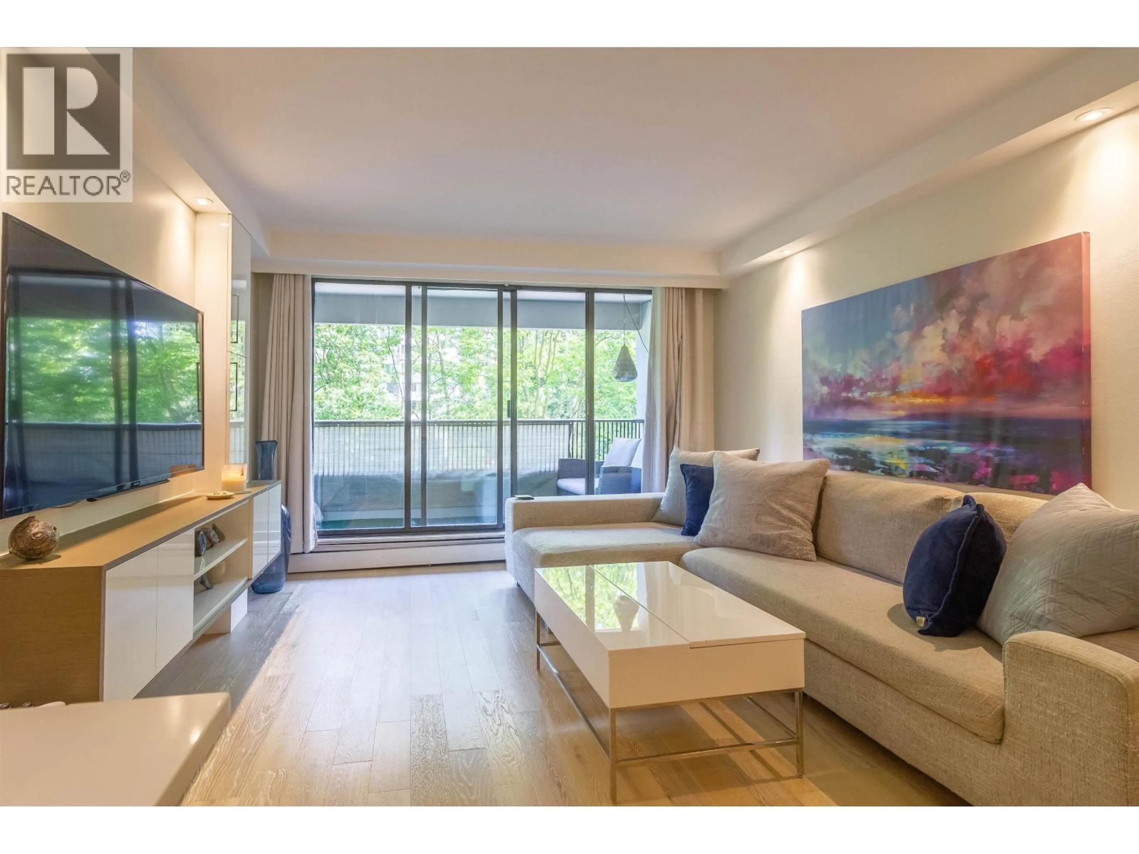 Living room with furniture, unknown for 402 - 4134 MAYWOOD STREET, Burnaby British Columbia V5H4C9