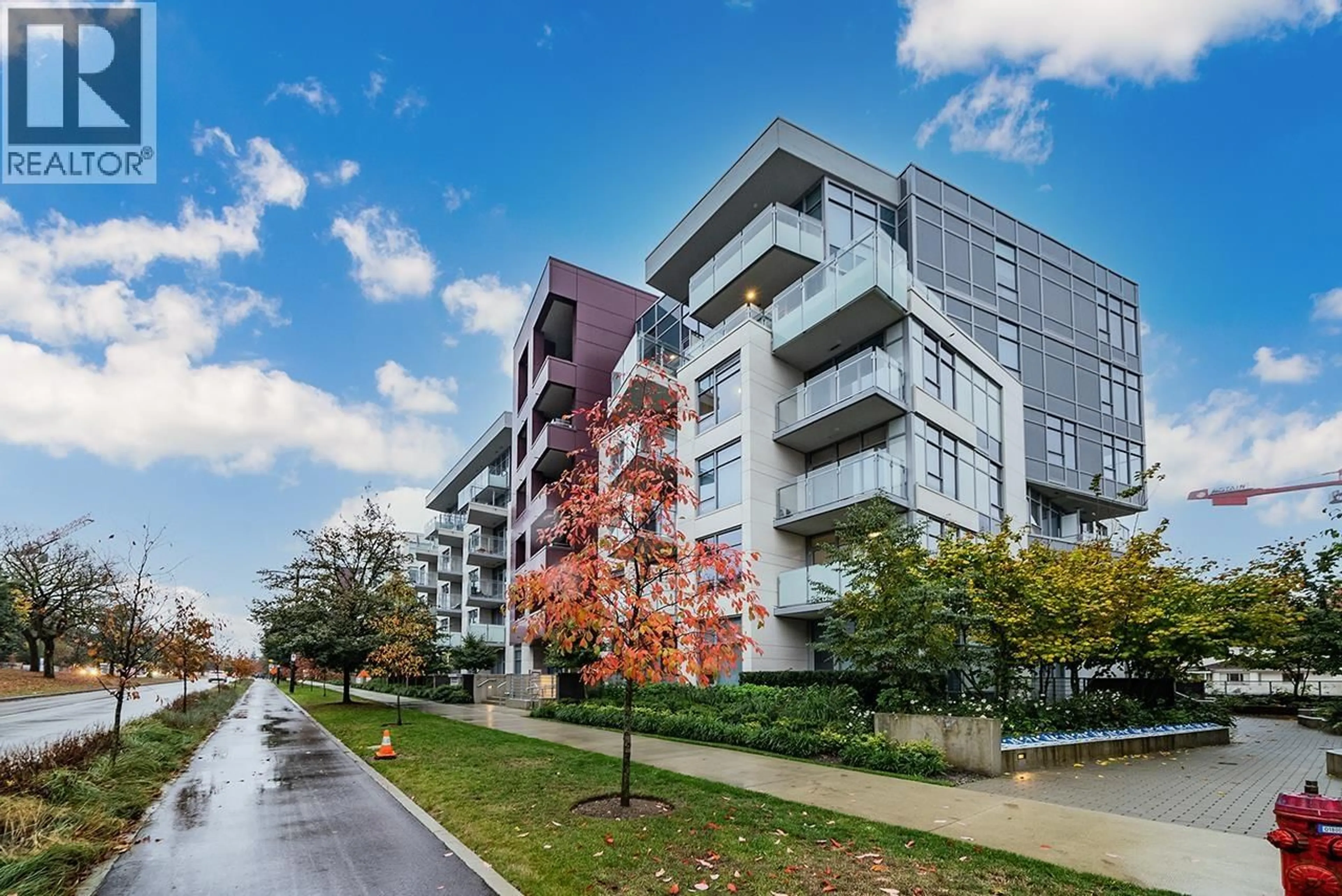 A pic from outside/outdoor area/front of a property/back of a property/a pic from drone, street for 402 - 5033 CAMBIE STREET, Vancouver British Columbia V5Z0H6