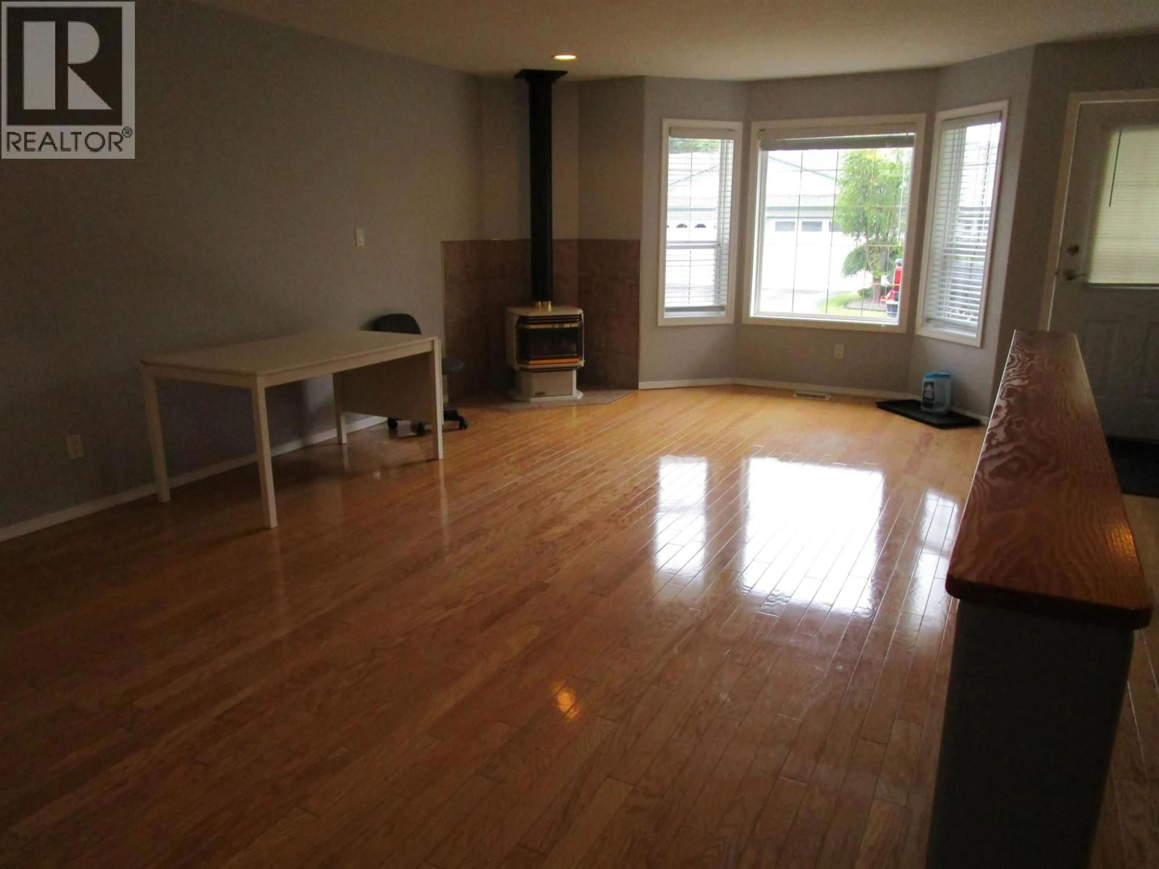 A pic of a room for 3B - 814 CARIBOO TRAIL, 100 Mile House British Columbia V0K2E0