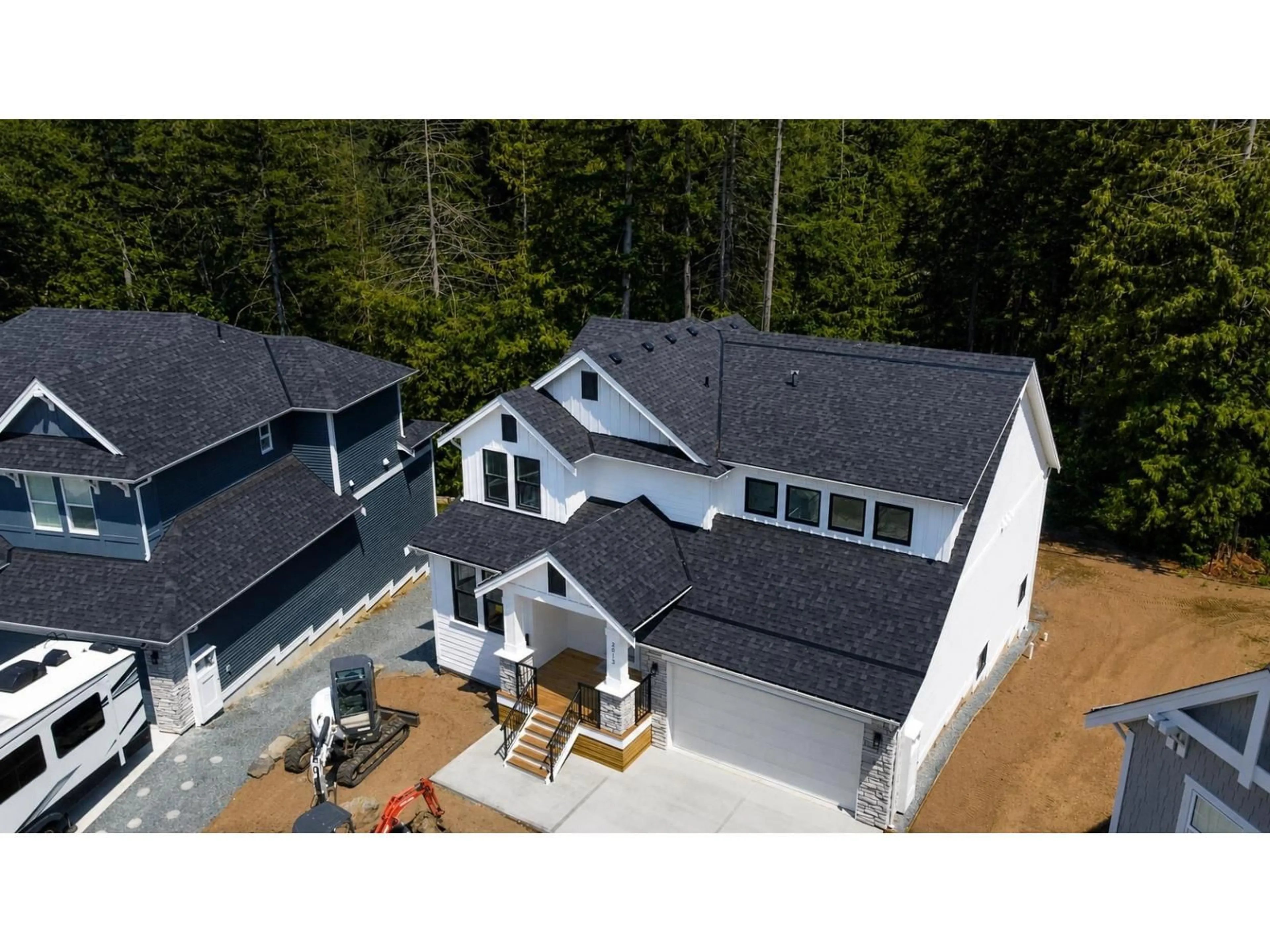 A pic from outside/outdoor area/front of a property/back of a property/a pic from drone, unknown for 2013 SPARROW HAWK PLACE, Agassiz British Columbia V0M1A1