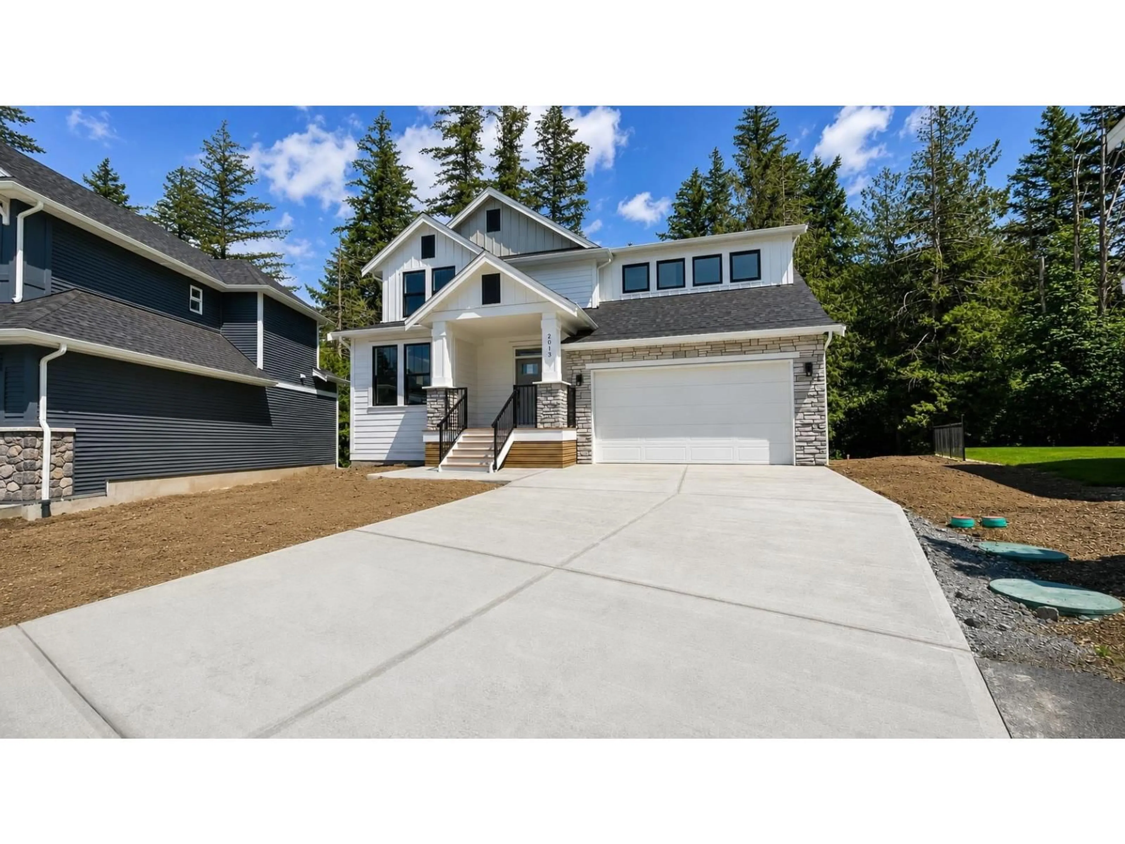 Home with vinyl exterior material, street for 2013 SPARROW HAWK PLACE, Agassiz British Columbia V0M1A1