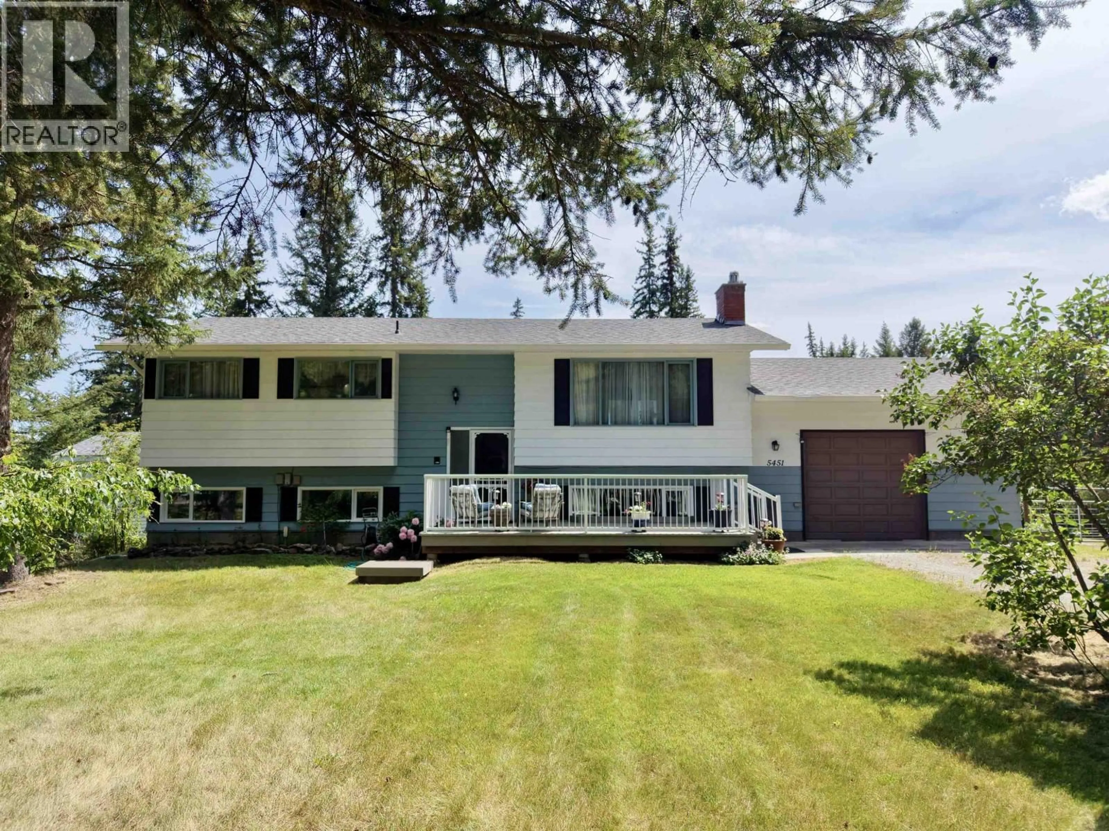 Home with vinyl exterior material, street for 5451 KENNEDY ROAD, 100 Mile House British Columbia V0K2E3