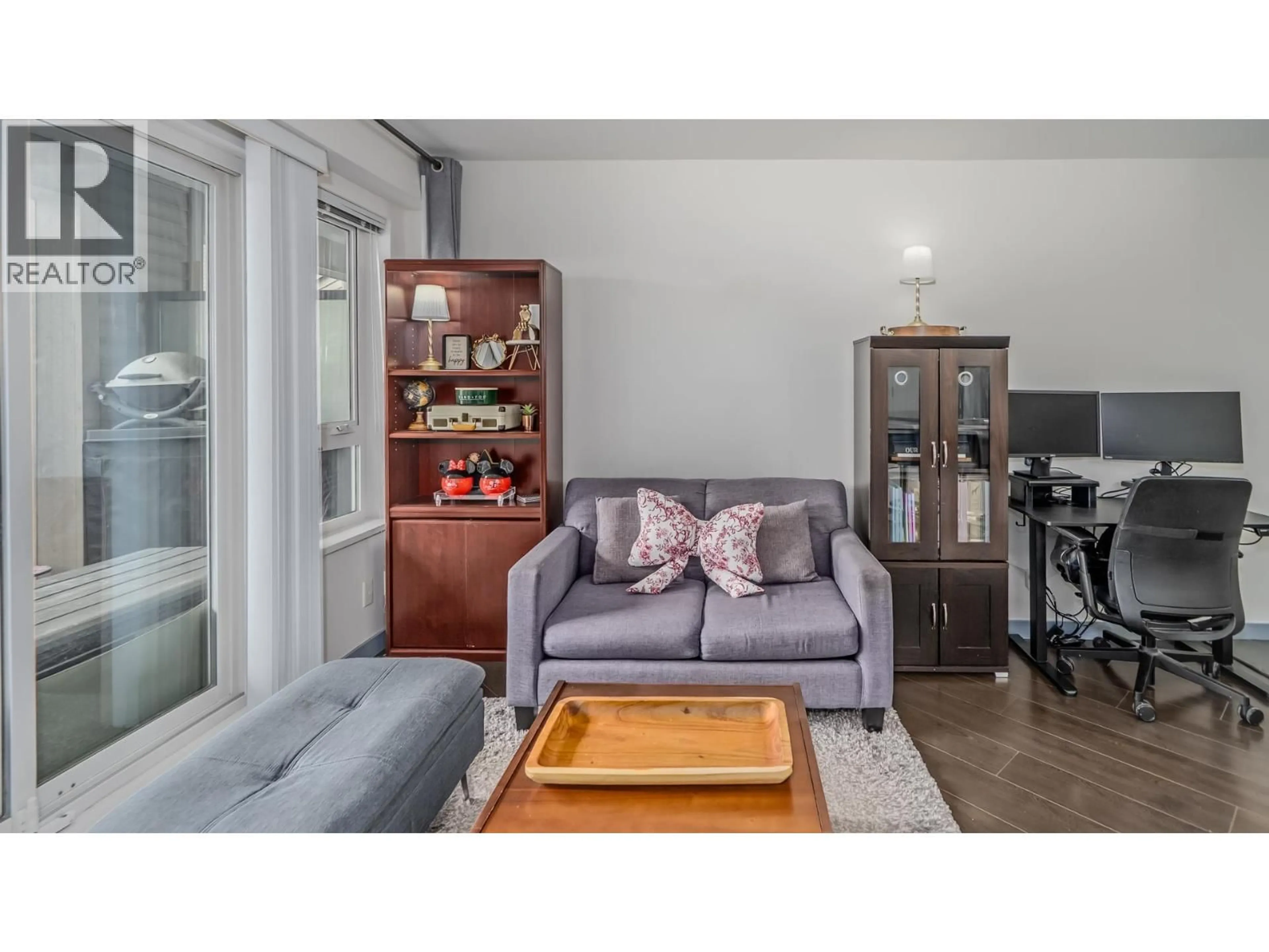 Living room with furniture, wood/laminate floor for 322 - 12339 STEVESTON HIGHWAY, Richmond British Columbia V6W0B4