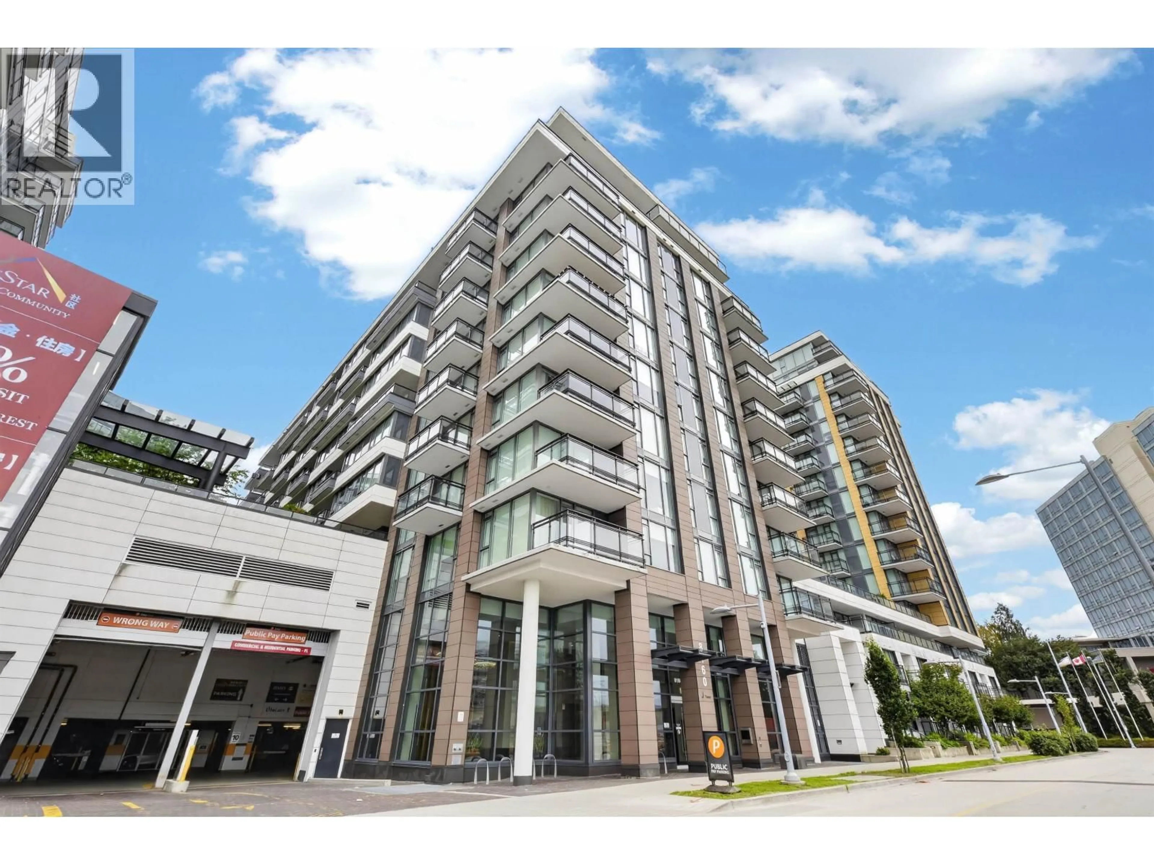 Indoor foyer for 809 - 8160 MCMYN WAY, Richmond British Columbia V6X0V2