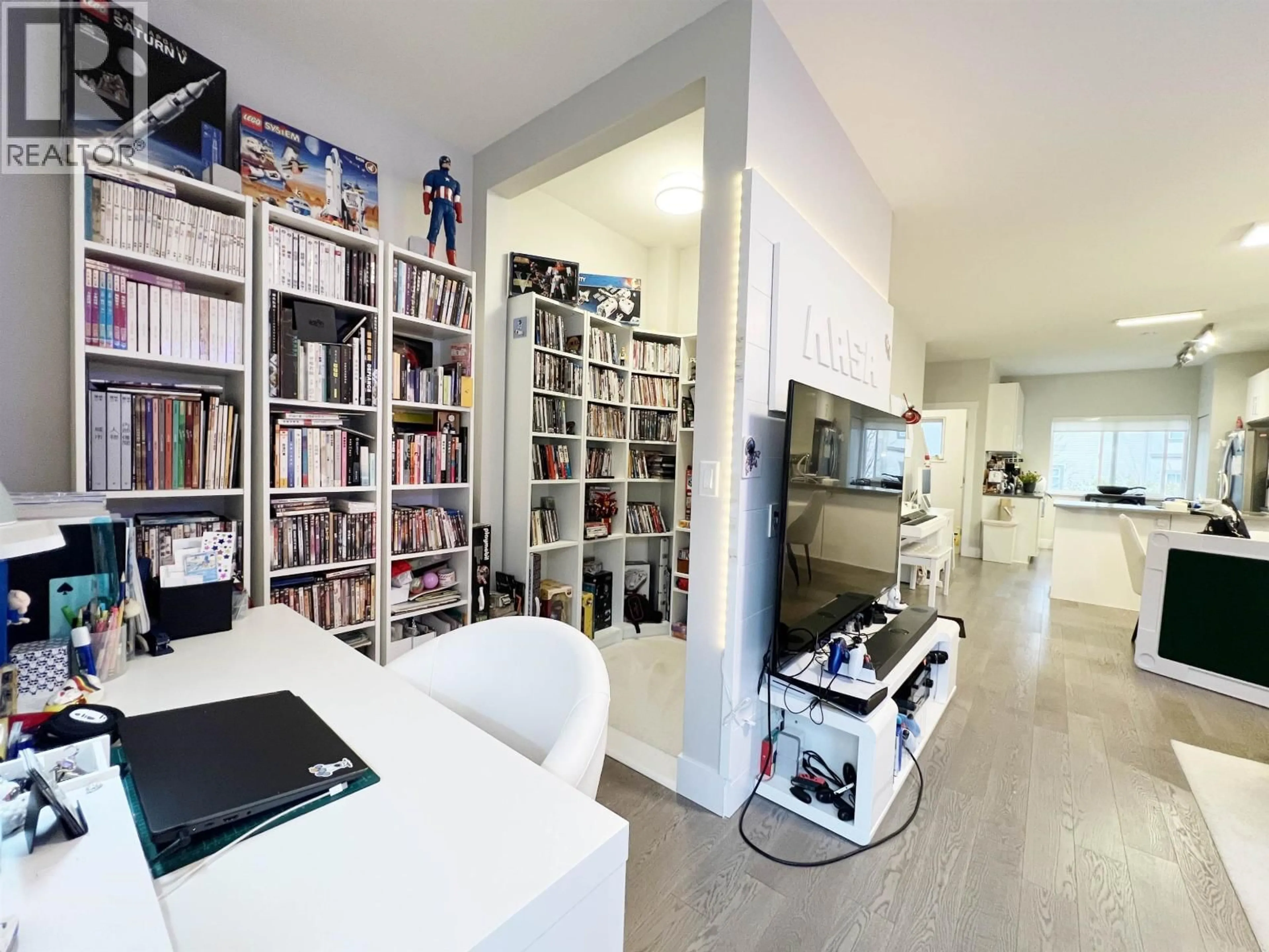 A pic of a room for 33 - 22600 GILLEY ROAD, Richmond British Columbia V6V1E4