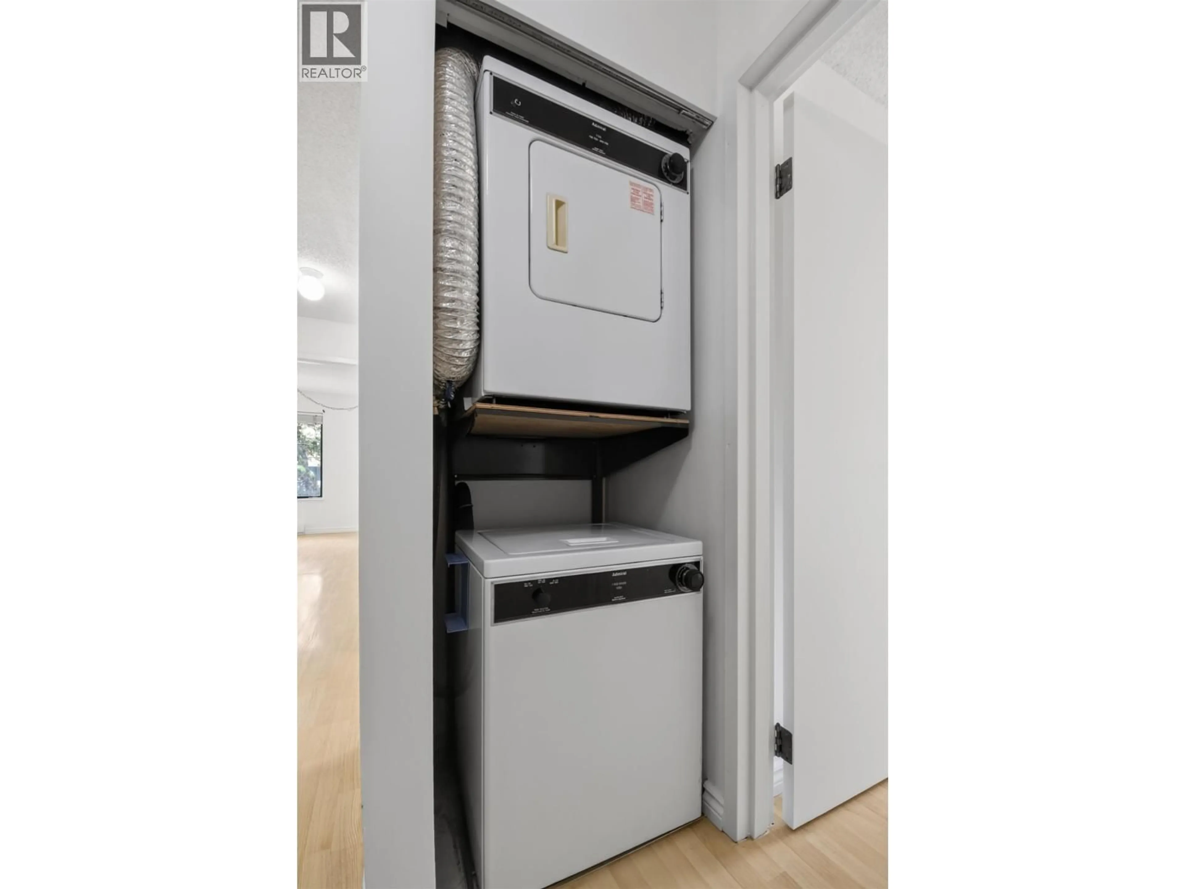 Laundry room for 206 - 5800 COONEY ROAD, Richmond British Columbia V6X3A8