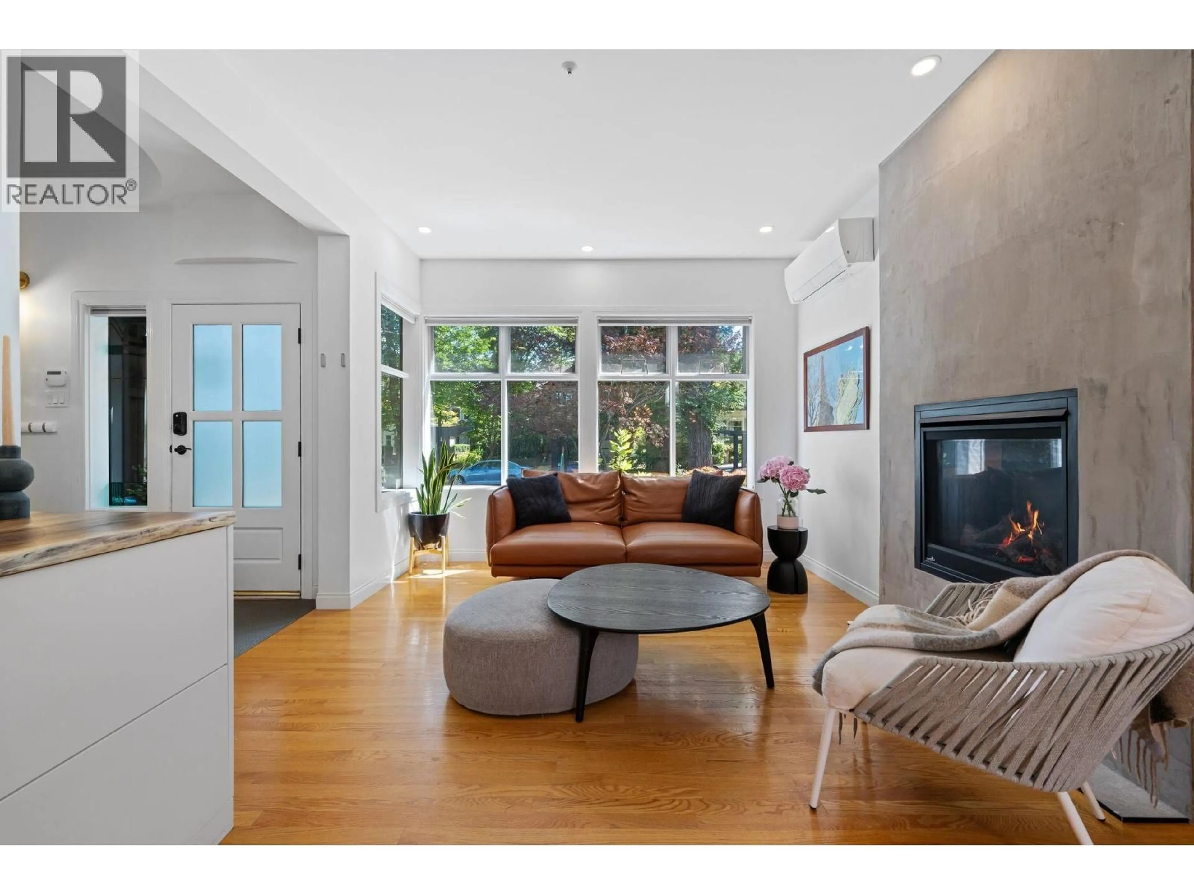 Living room with furniture, unknown for 1987 13TH AVENUE, Vancouver British Columbia V6J2H5