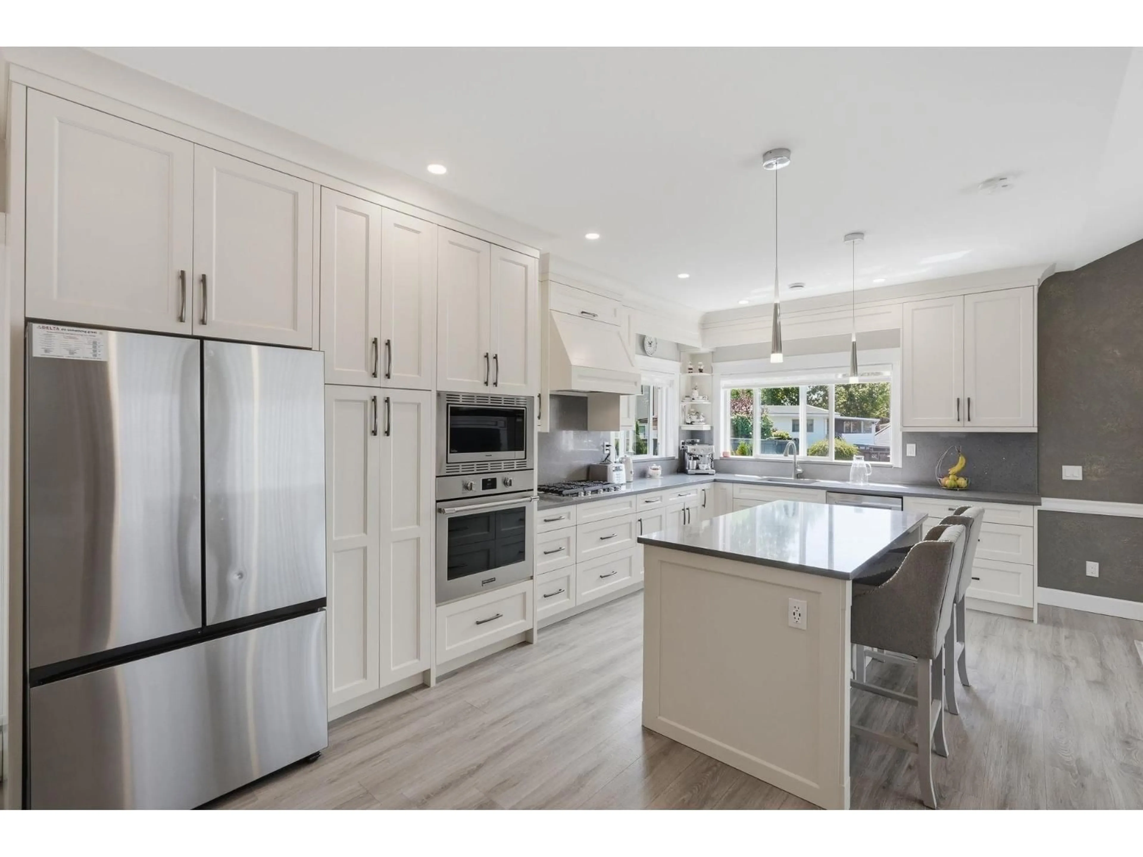 Open concept kitchen, unknown for 11554 92A AVENUE, Delta British Columbia V4C3M7