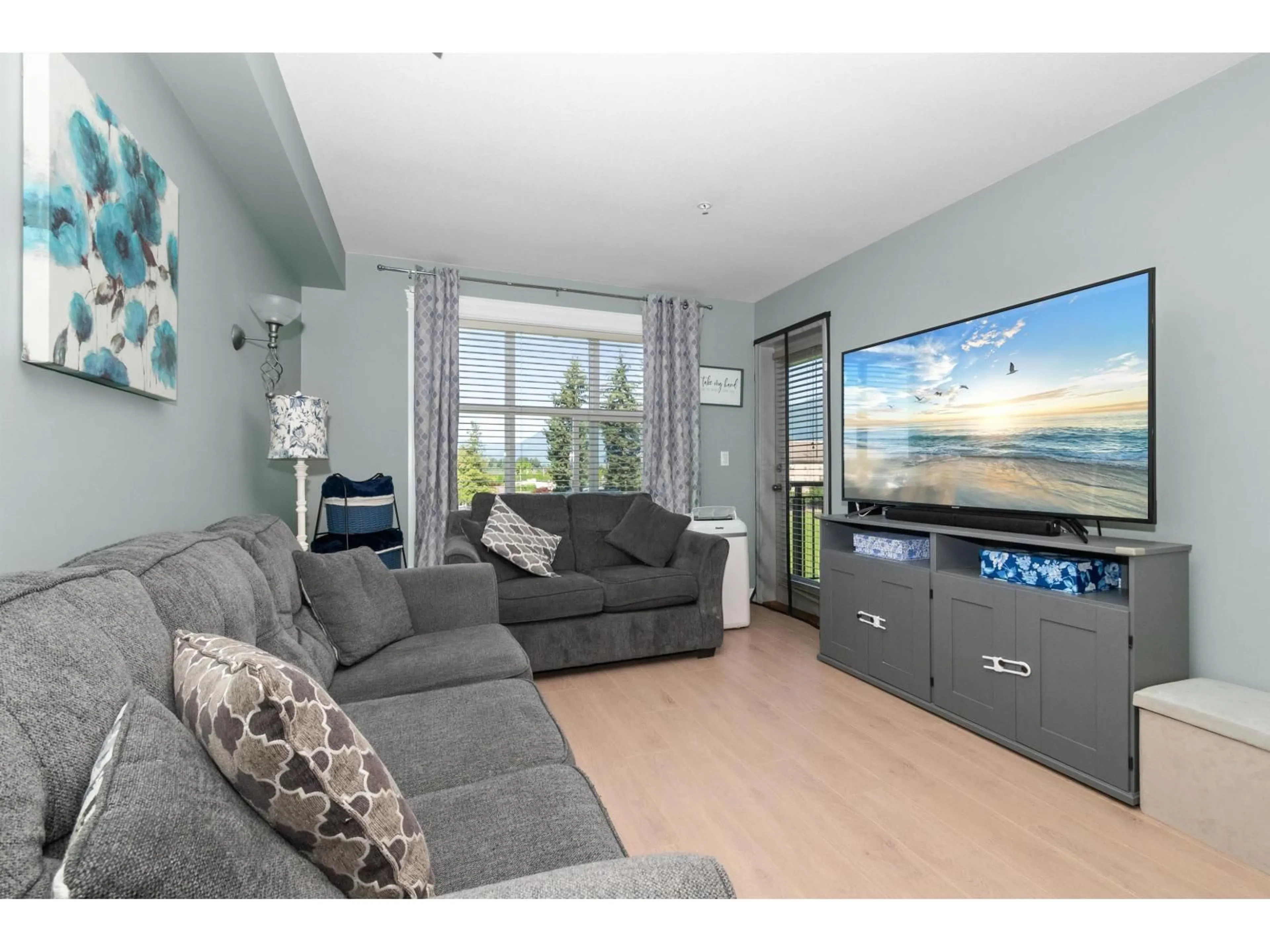 Living room with furniture, unknown for 309 - 8955 EDWARD STREET, Chilliwack British Columbia V2P4E2