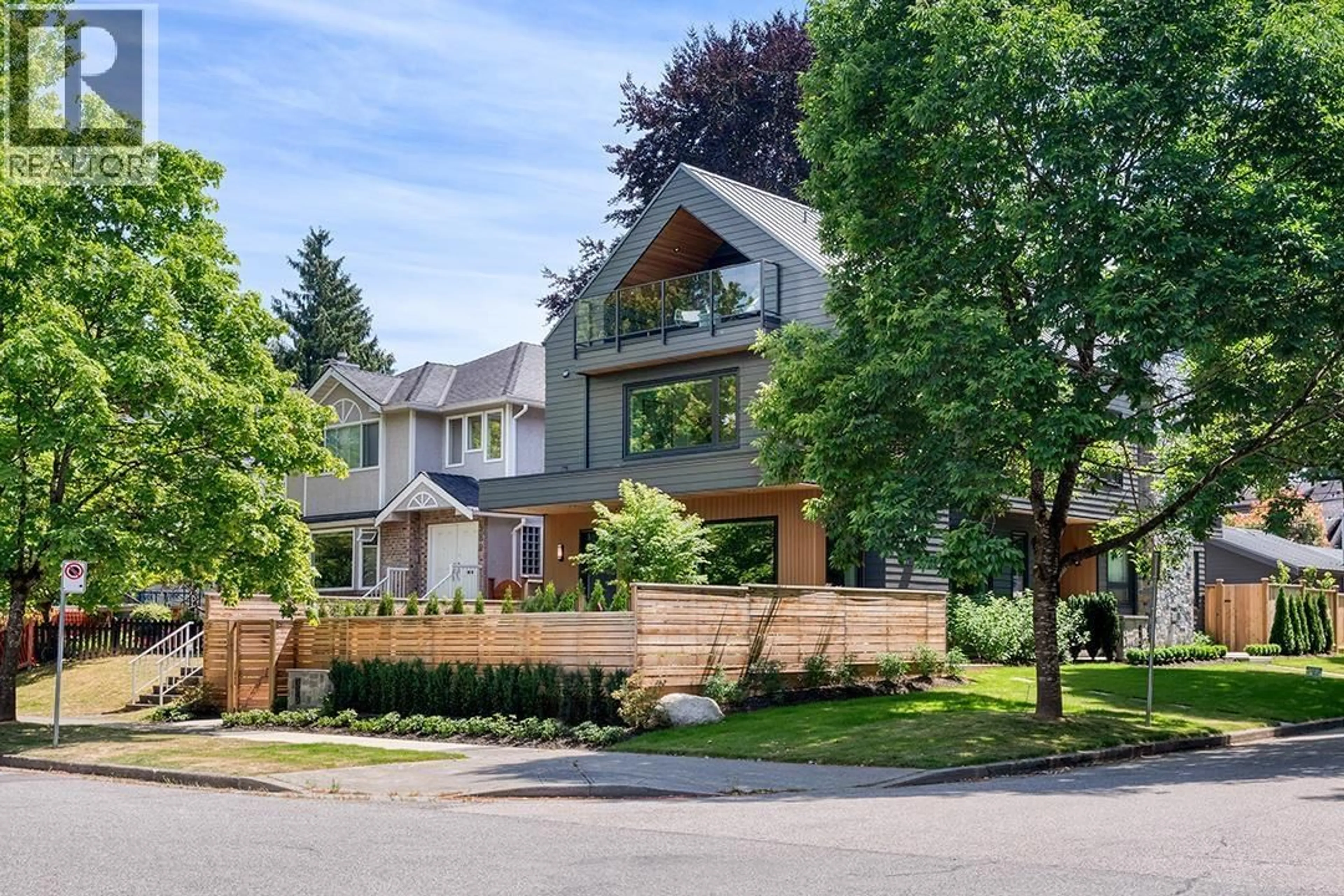Unknown for 396 21ST AVENUE, Vancouver British Columbia V5Y2E5