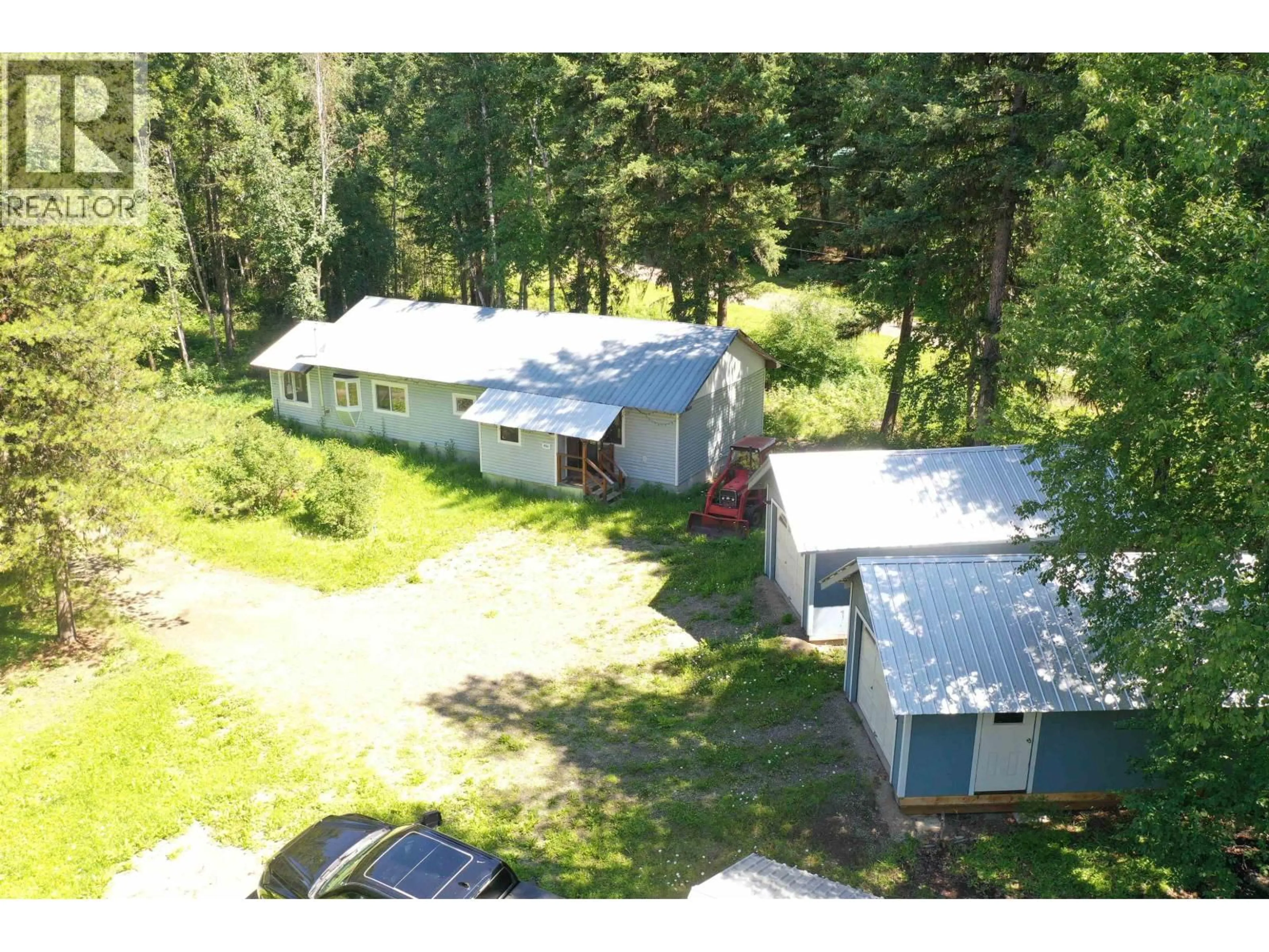 A pic from outside/outdoor area/front of a property/back of a property/a pic from drone, unknown for 894 BARKERVILLE HIGHWAY, Quesnel British Columbia V2J6S6