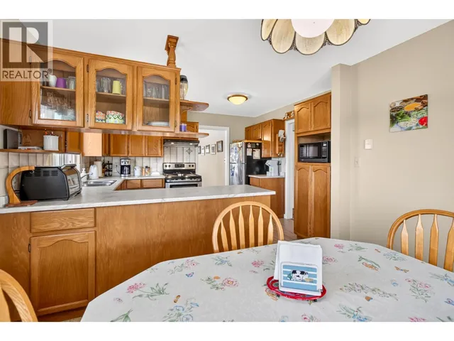 14221 MCKECHNIE ROAD, Pitt Meadows 4