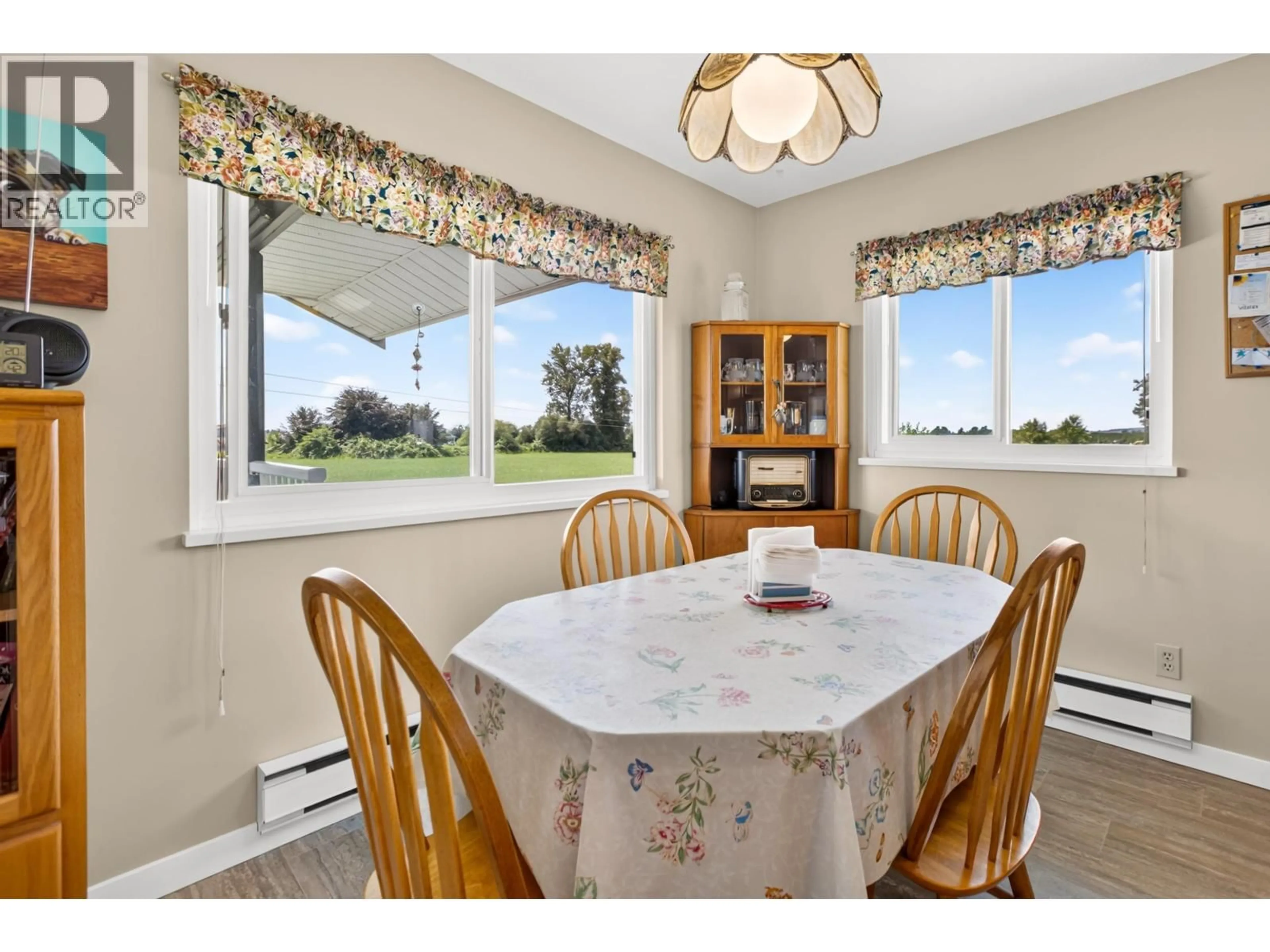 Dining room, unknown for 14221 MCKECHNIE ROAD, Pitt Meadows British Columbia V3Y1Z1