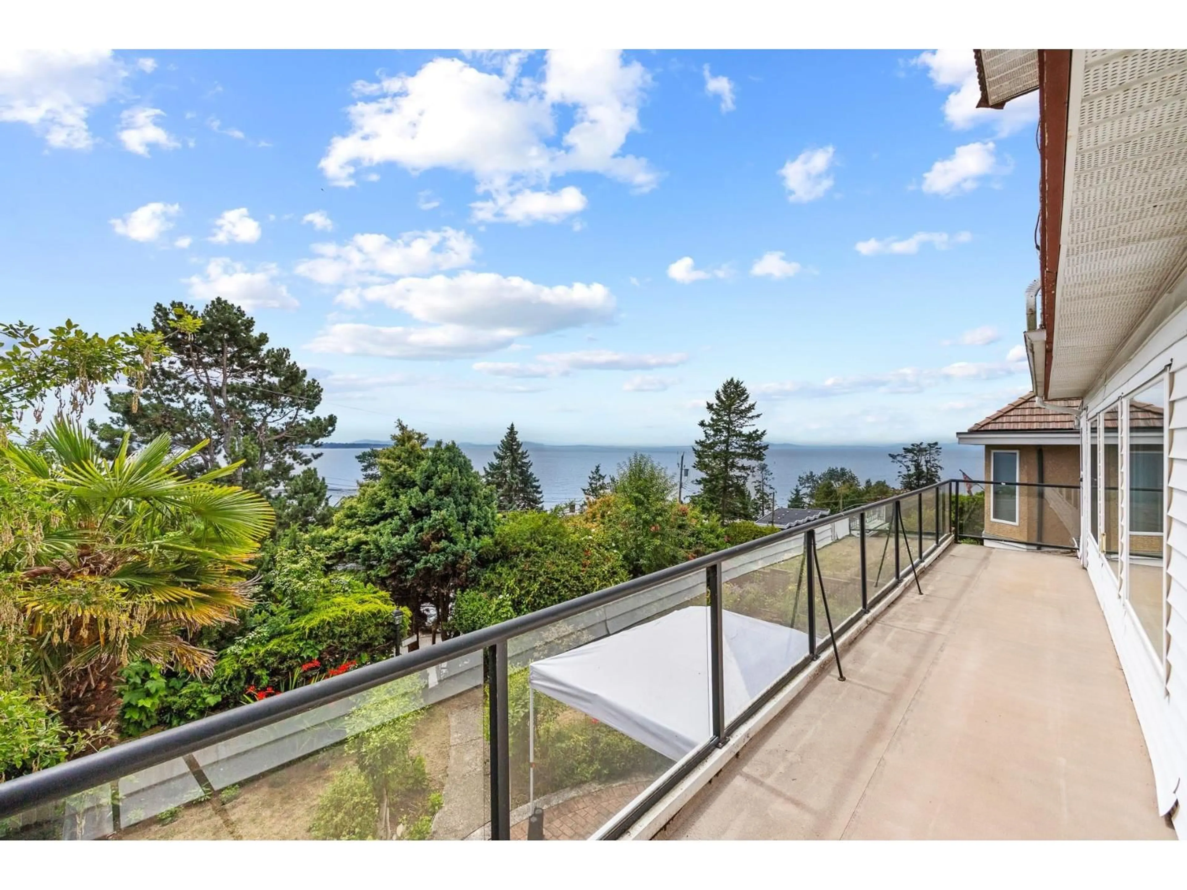 Patio, water/lake/river/ocean view for 14471 MAGDALEN CRESCENT, White Rock British Columbia V4B2W1